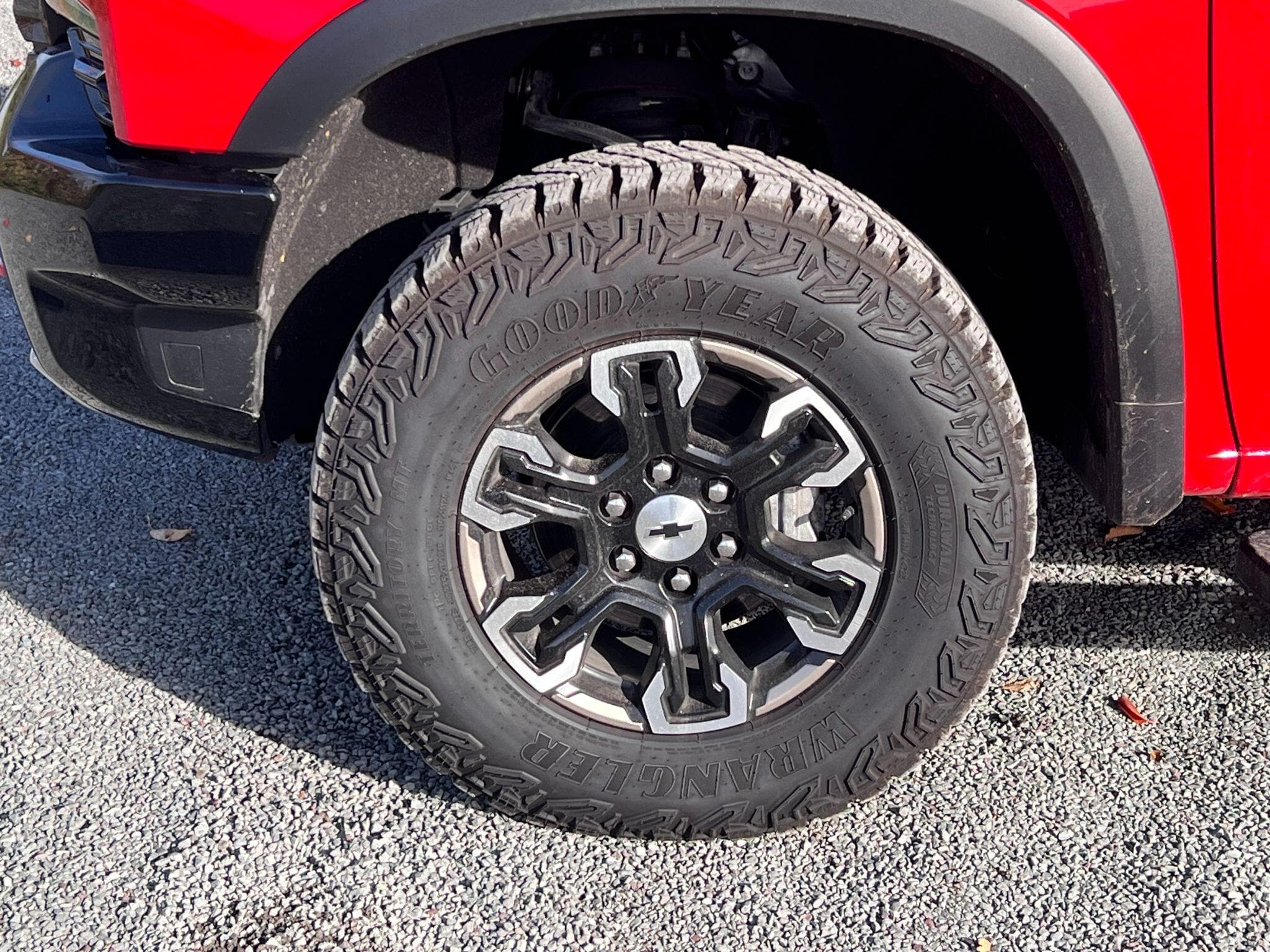 Chevrolet Silverado - Image 9