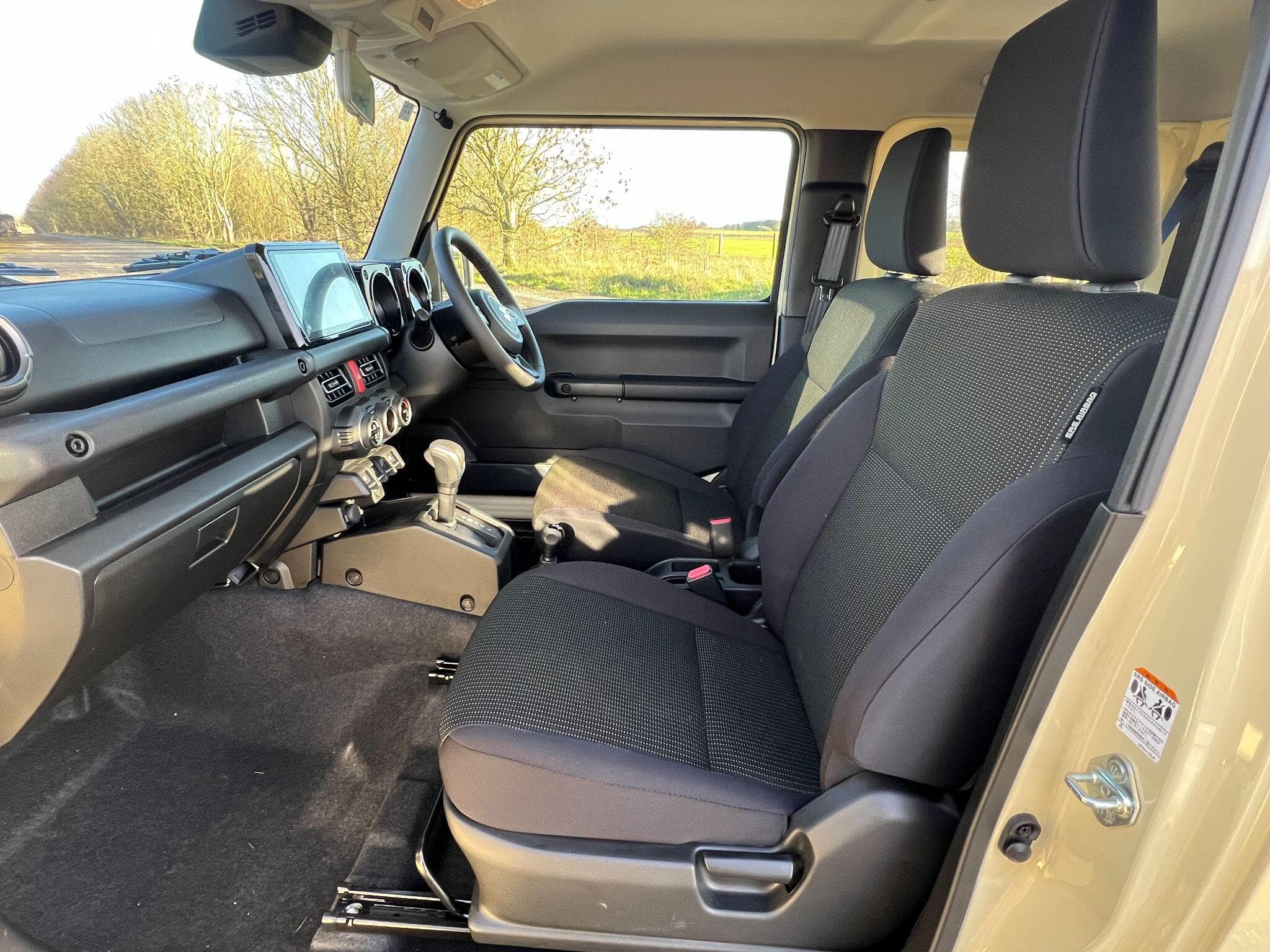 Suzuki Jimny - Image 8