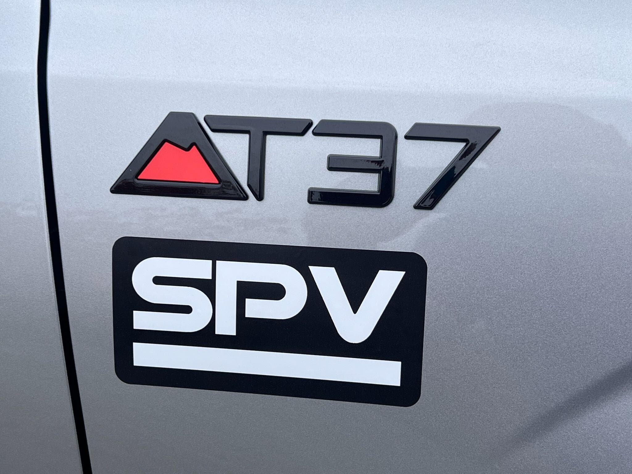 Volkswagen Amarok - Image 30