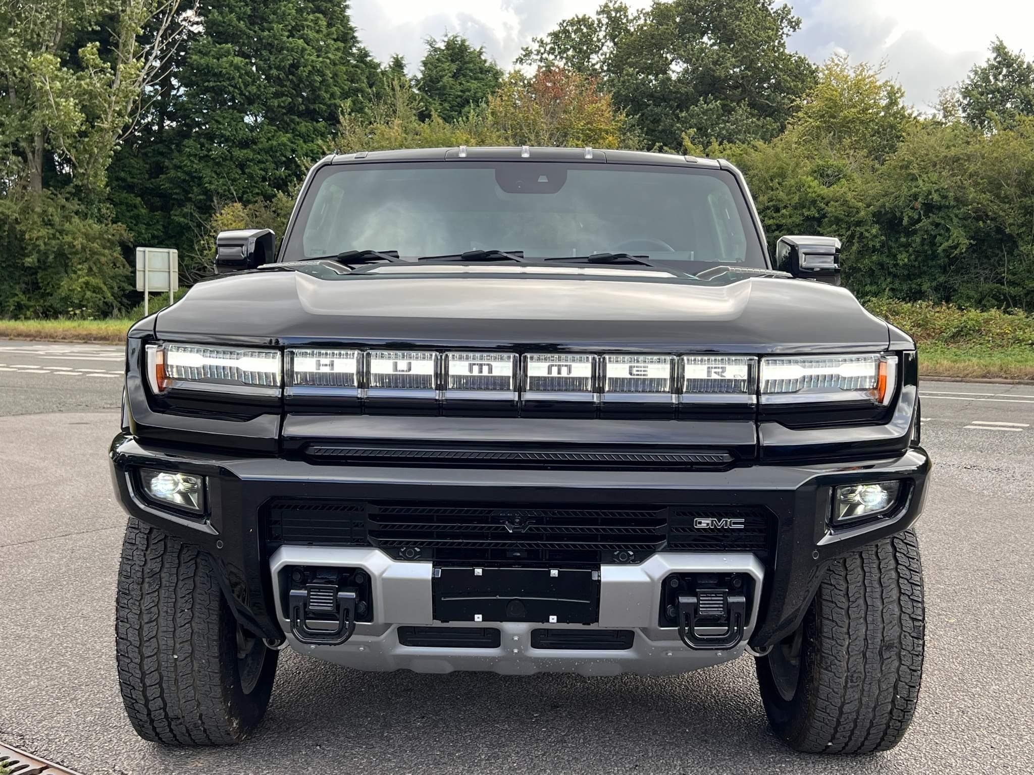 GMC Hummer 3X - Image 2