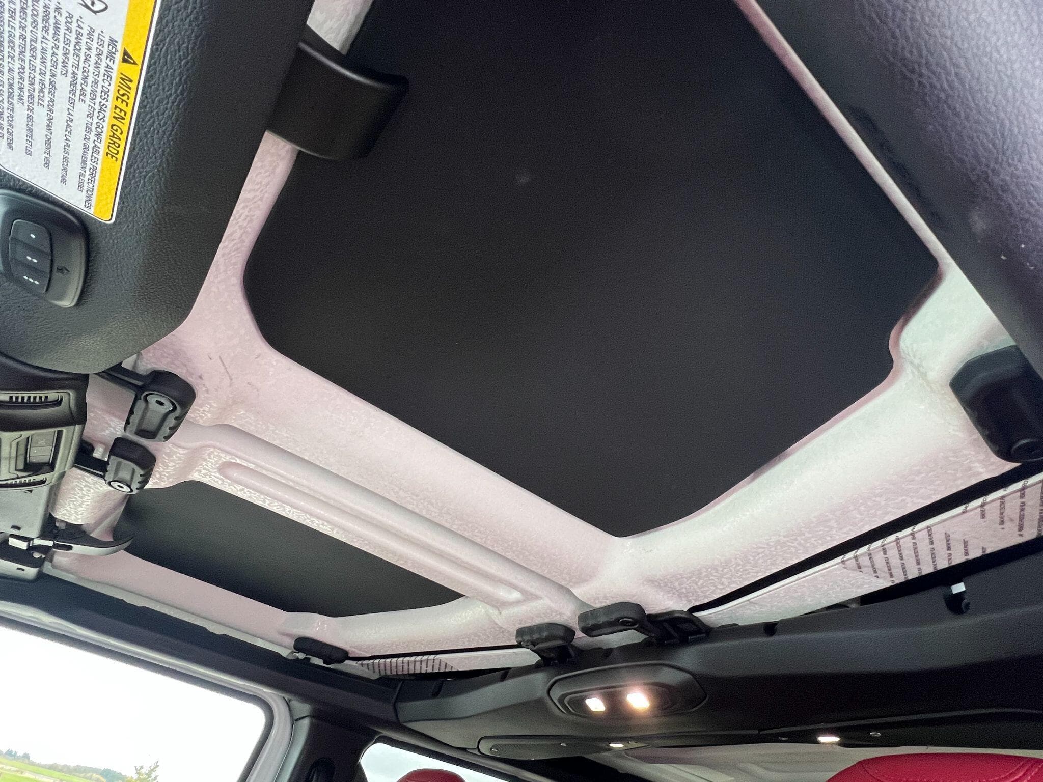 Jeep Wrangler - Image 32