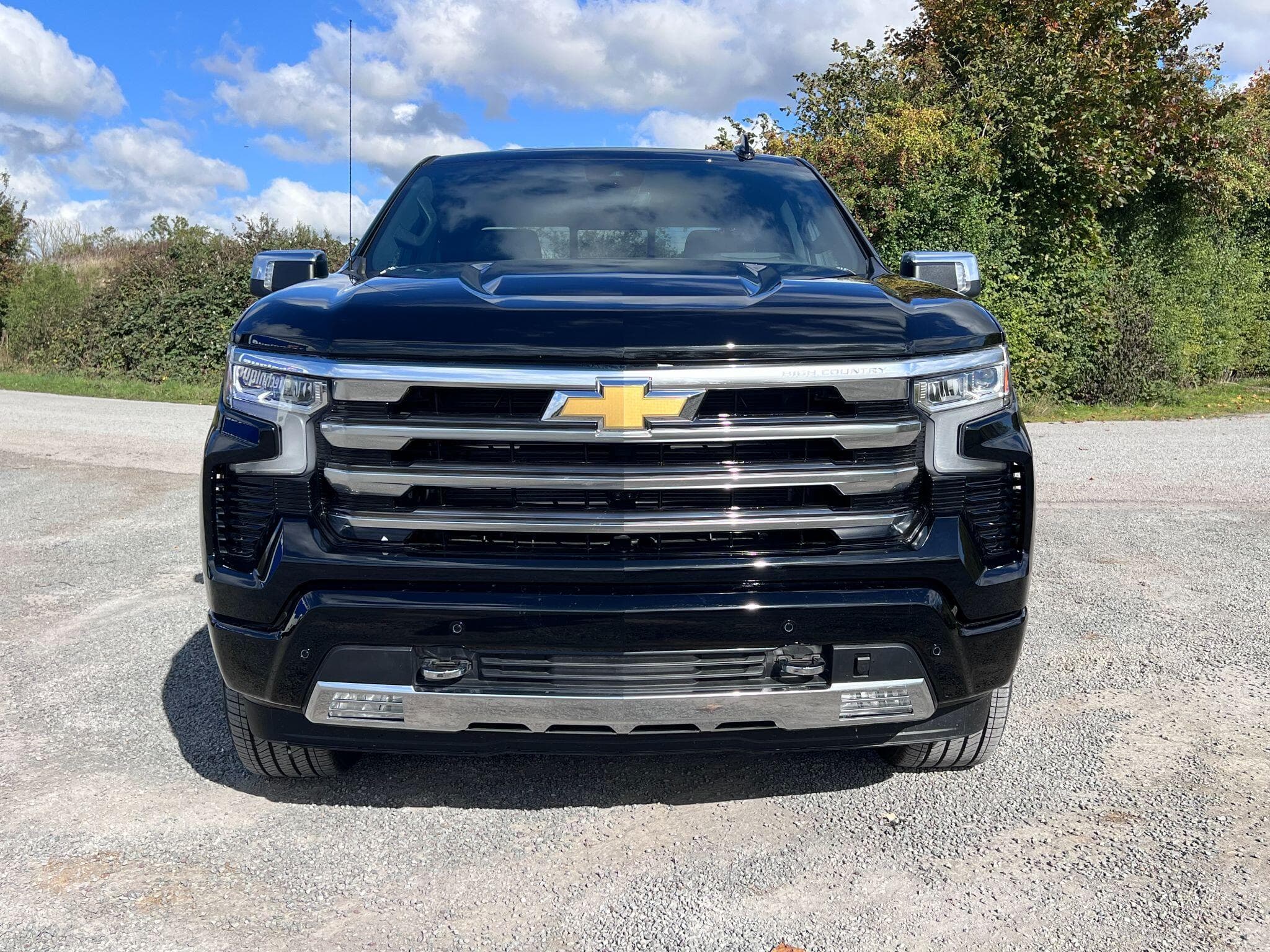 Chevrolet Silverado - Image 2