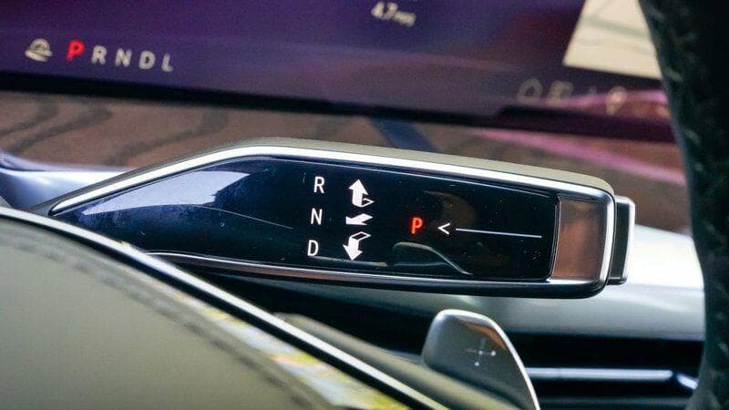 Cadillac Escalade - Image 20