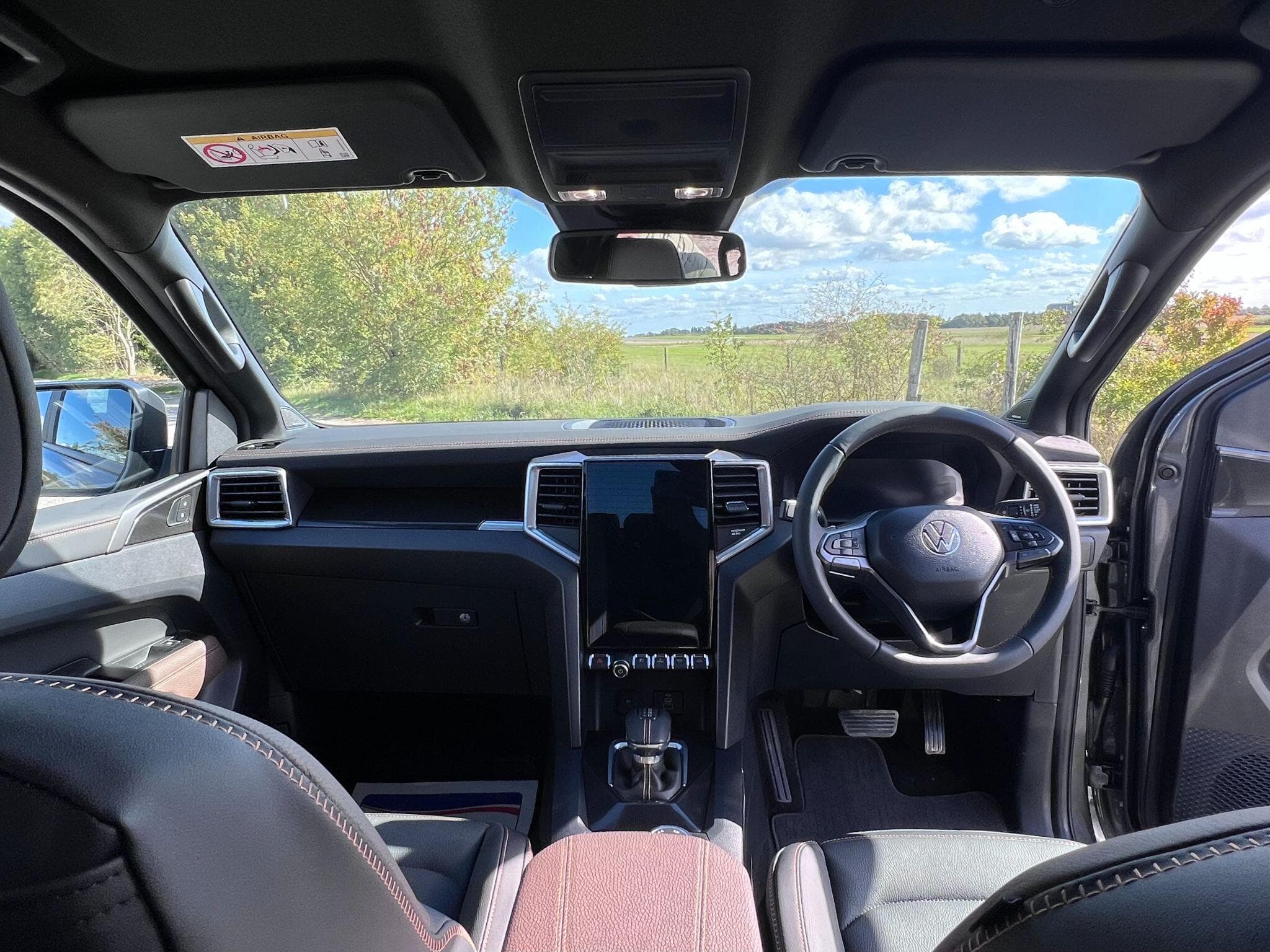 Volkswagen Amarok - Image 9