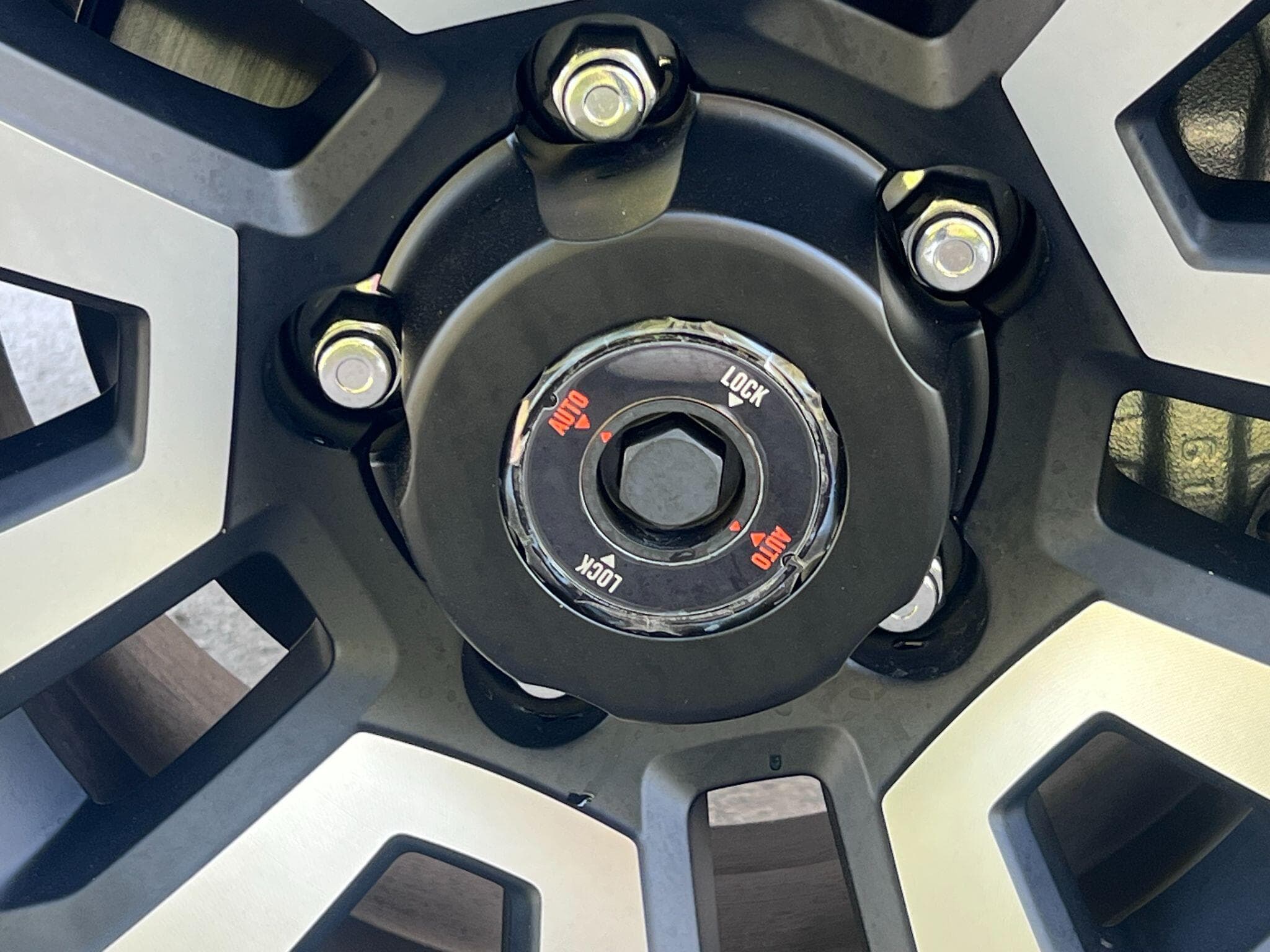 Toyota Land Cruiser - Image 37