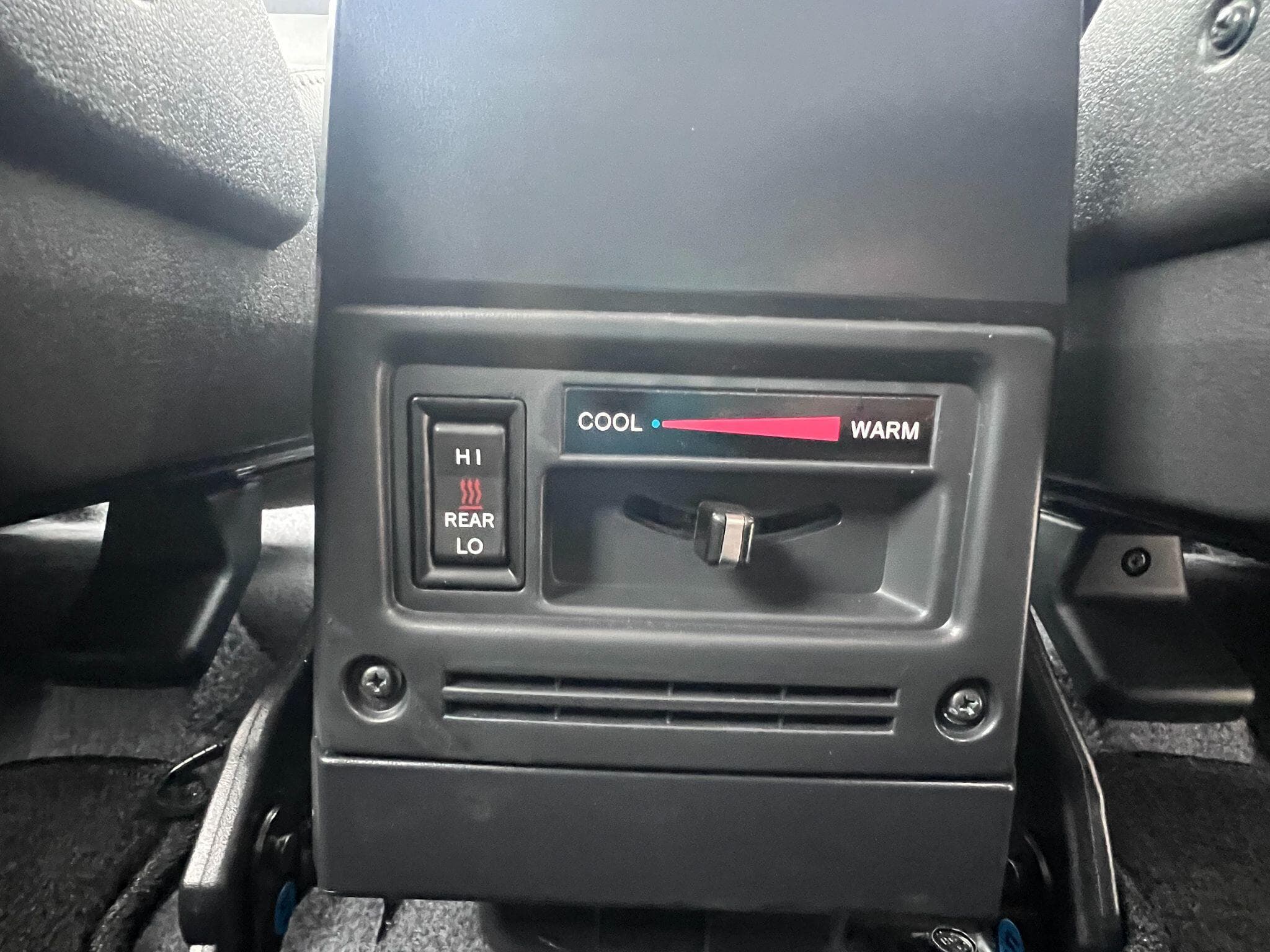 Toyota Land Cruiser - Image 33