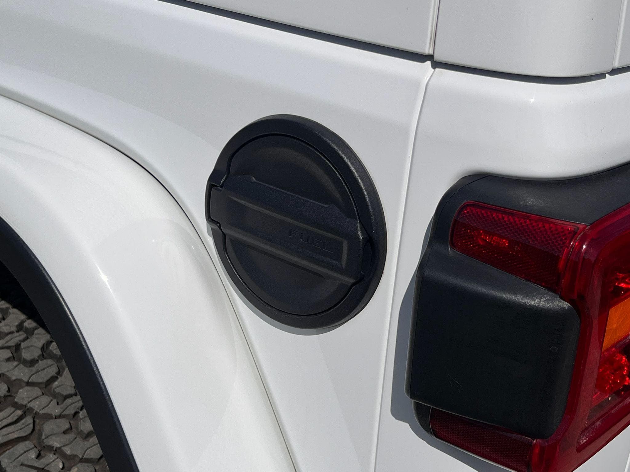 Jeep Wrangler - Image 32