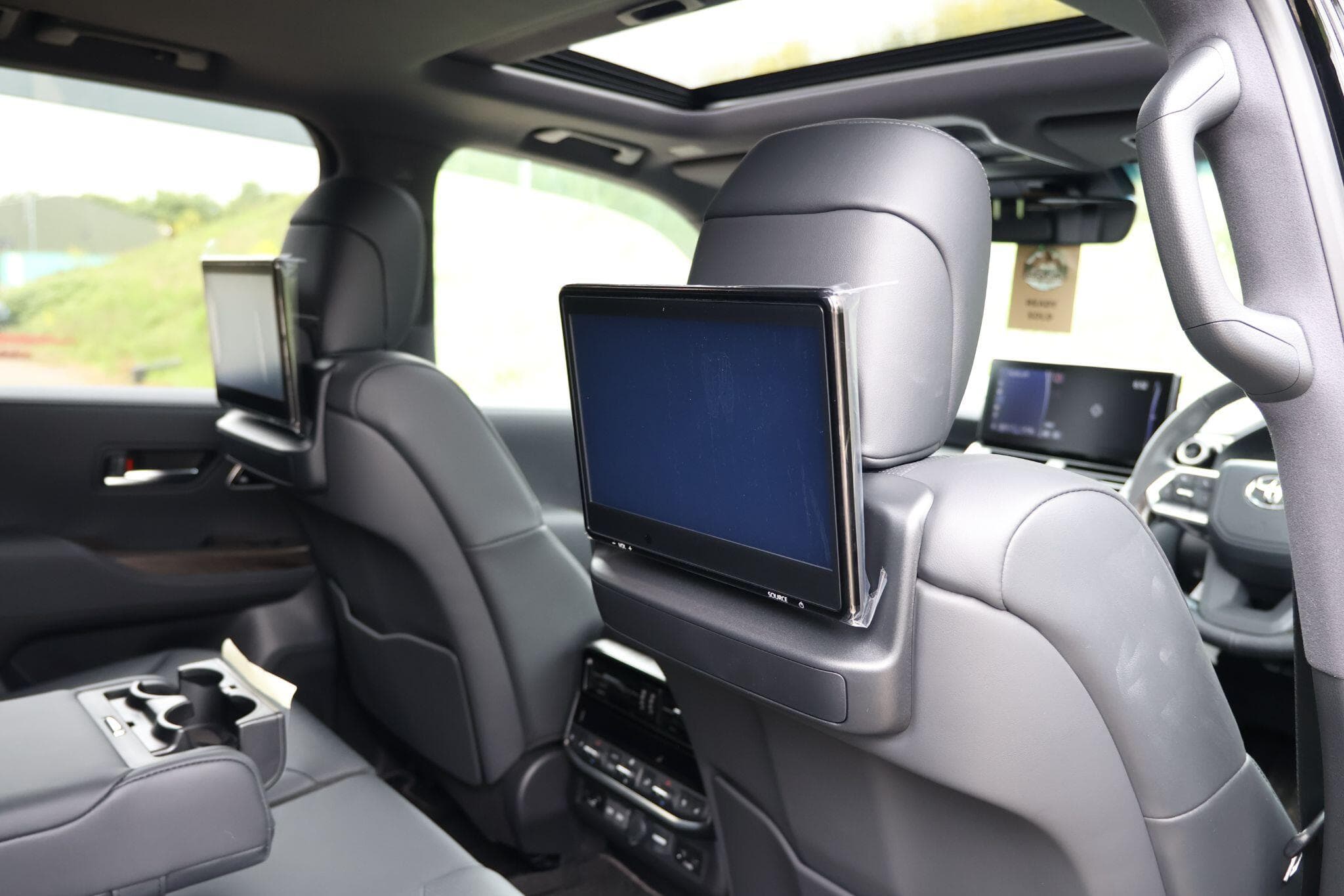 Toyota Land Cruiser - Image 36