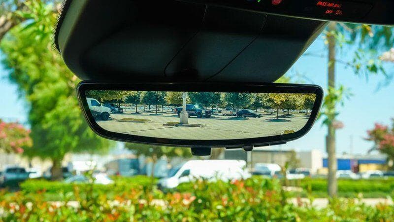 Cadillac Escalade - Image 16