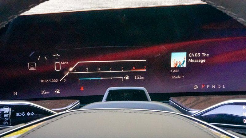 Cadillac Escalade - Image 12