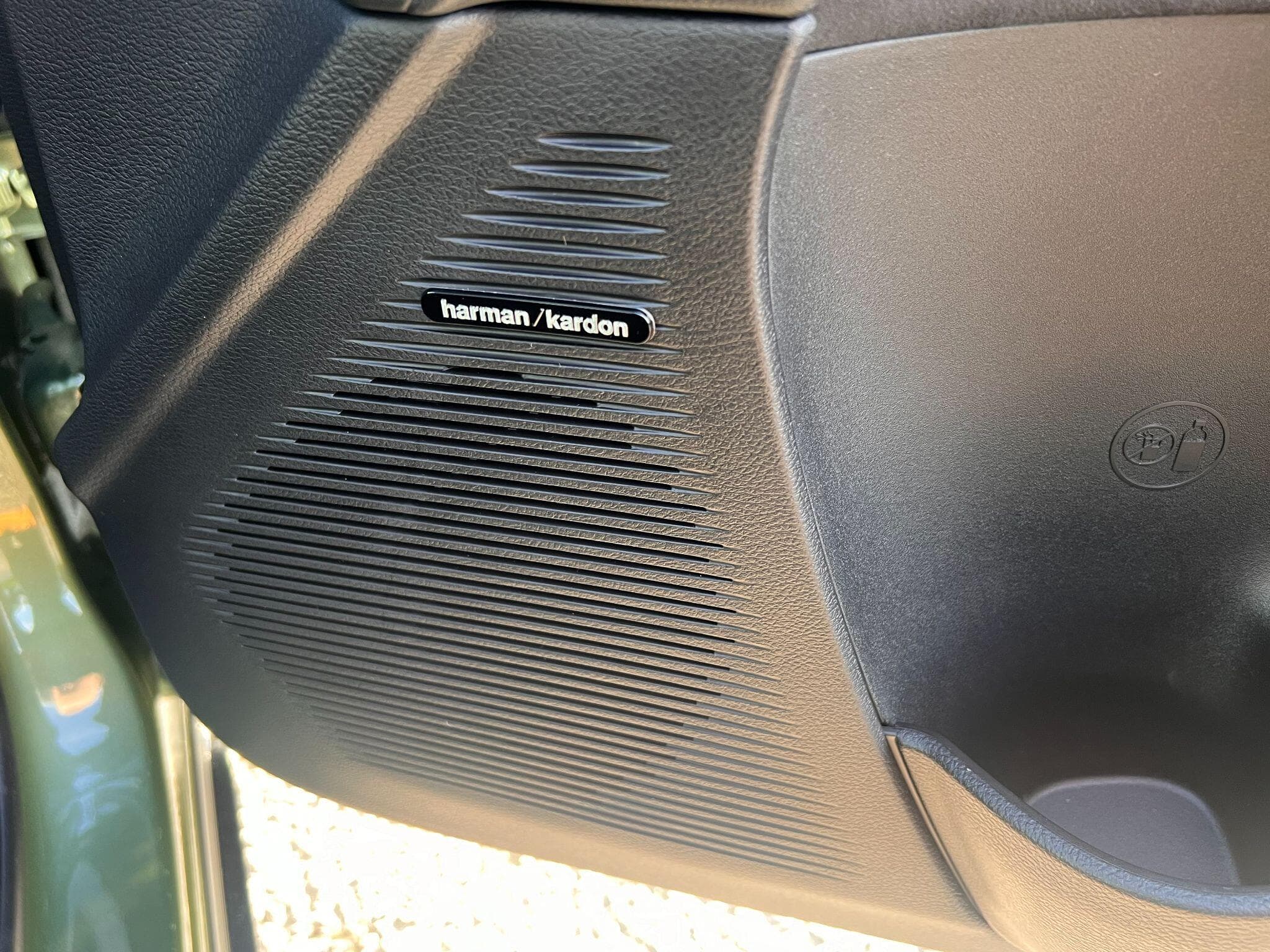 Dodge Challenger - Image 23