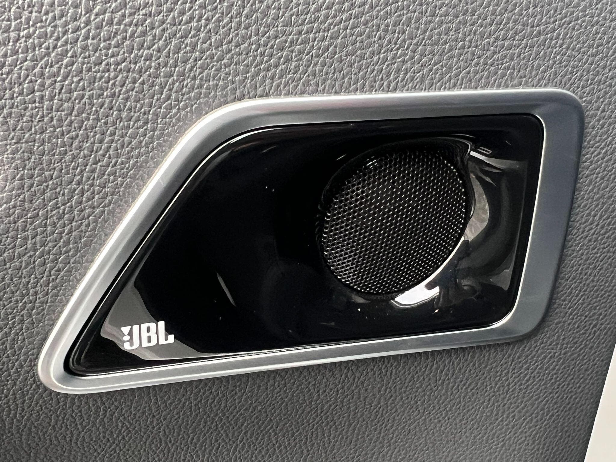 Toyota Land Cruiser - Image 21