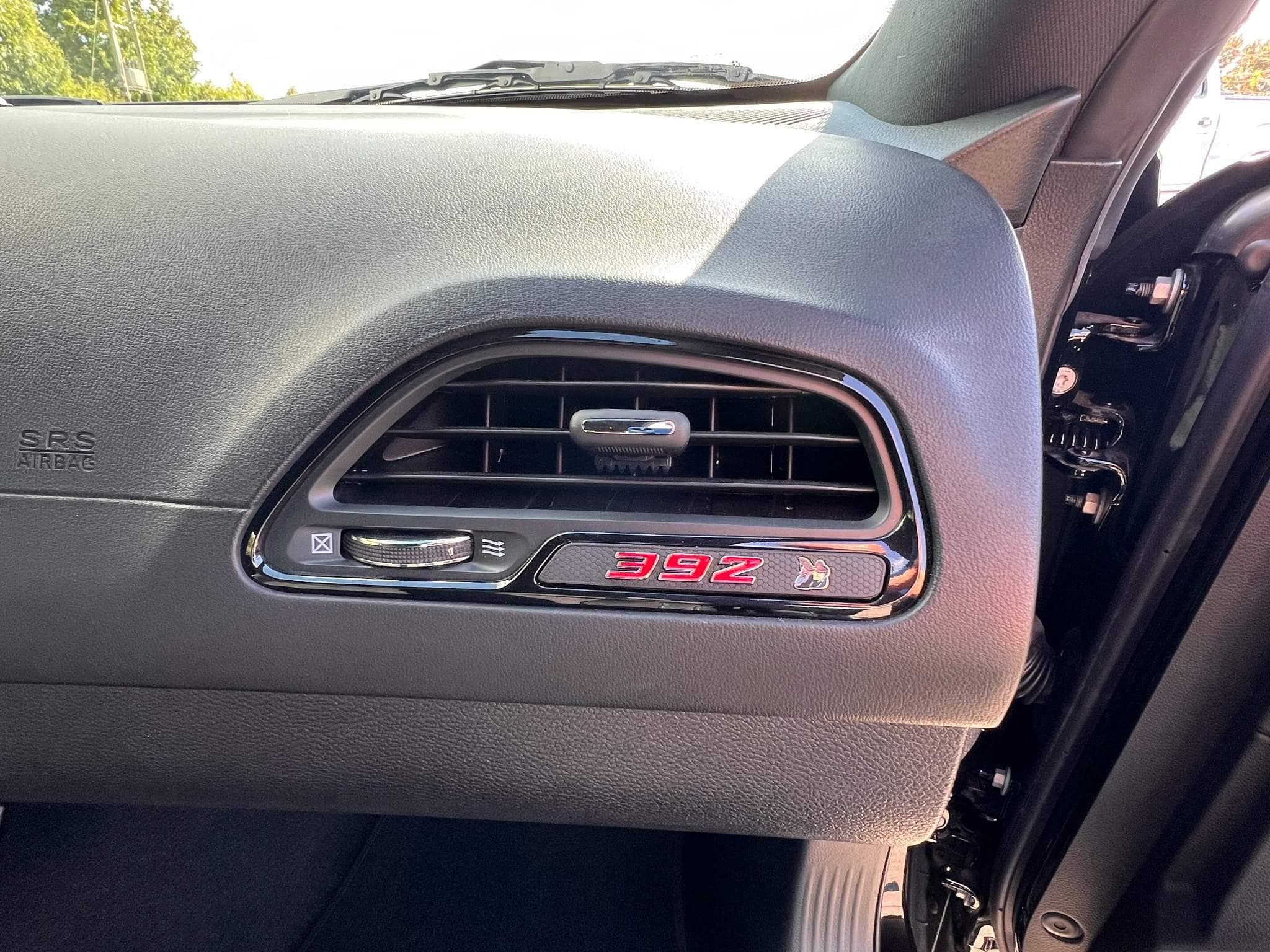 Dodge Challenger - Image 26