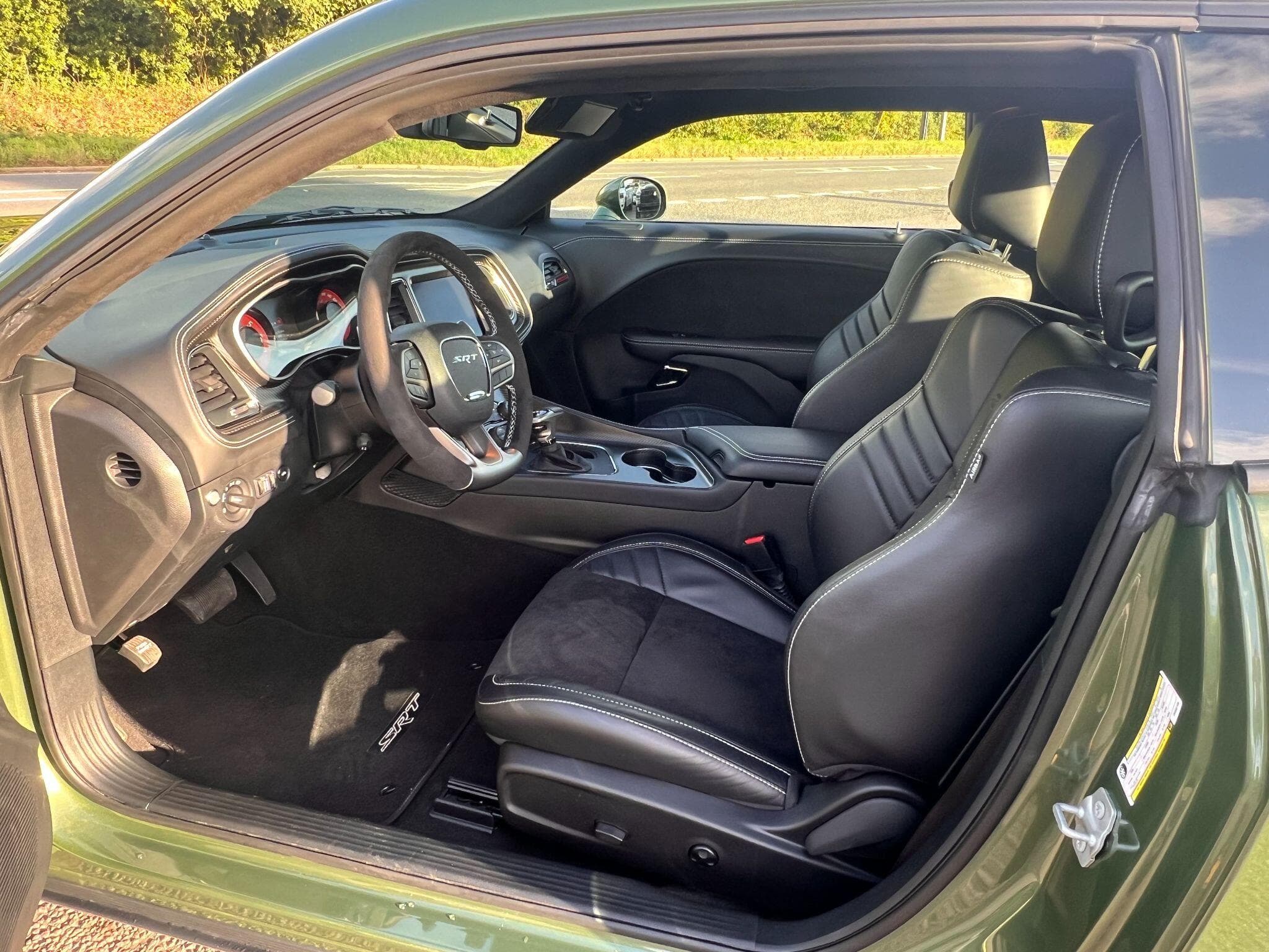 Dodge Challenger - Image 15