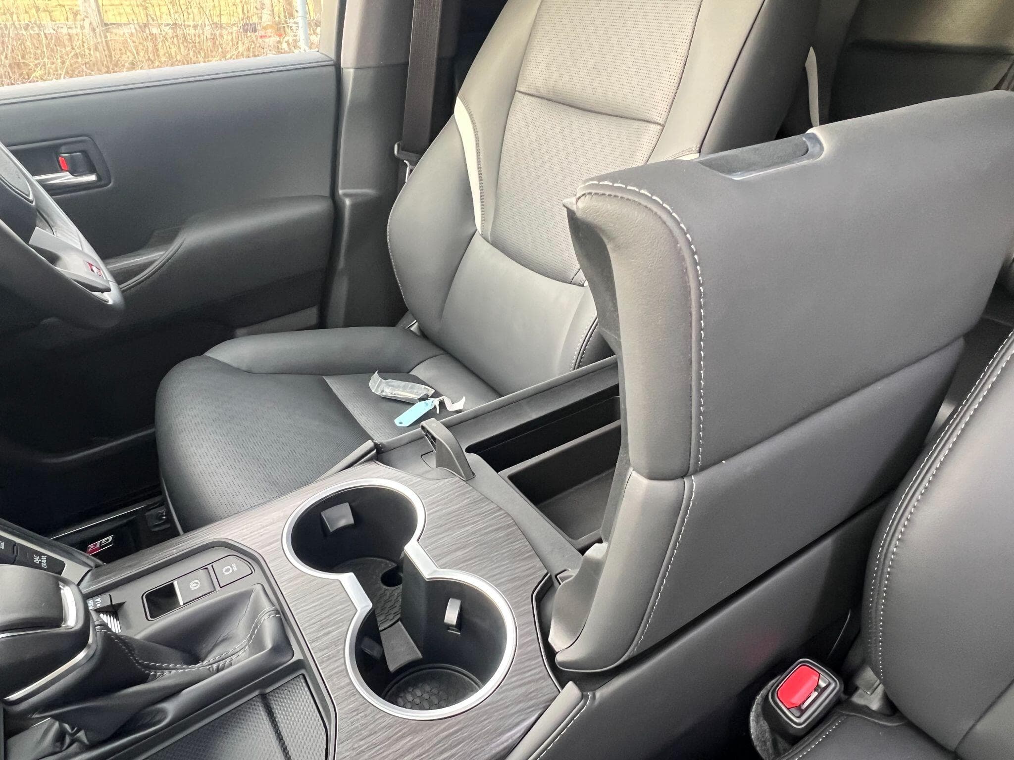 Toyota Land Cruiser - Image 27