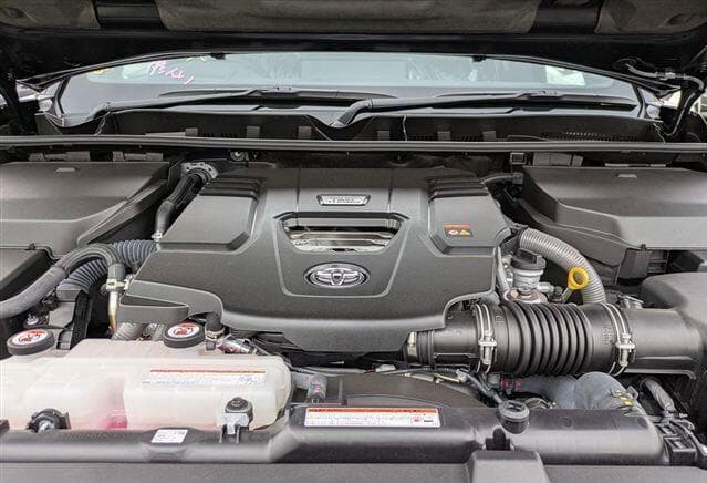 Toyota Land Cruiser - Image 18