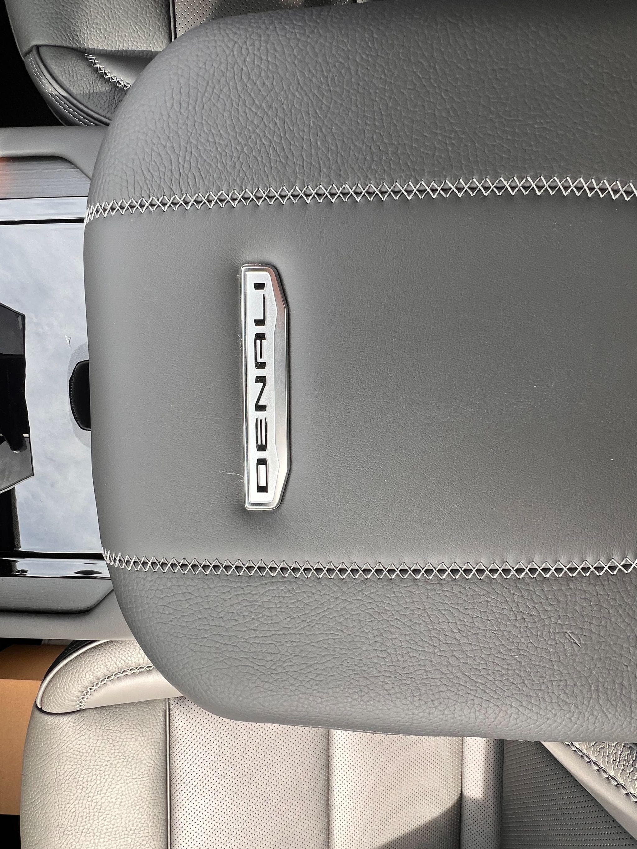 GMC Yukon - Image 37