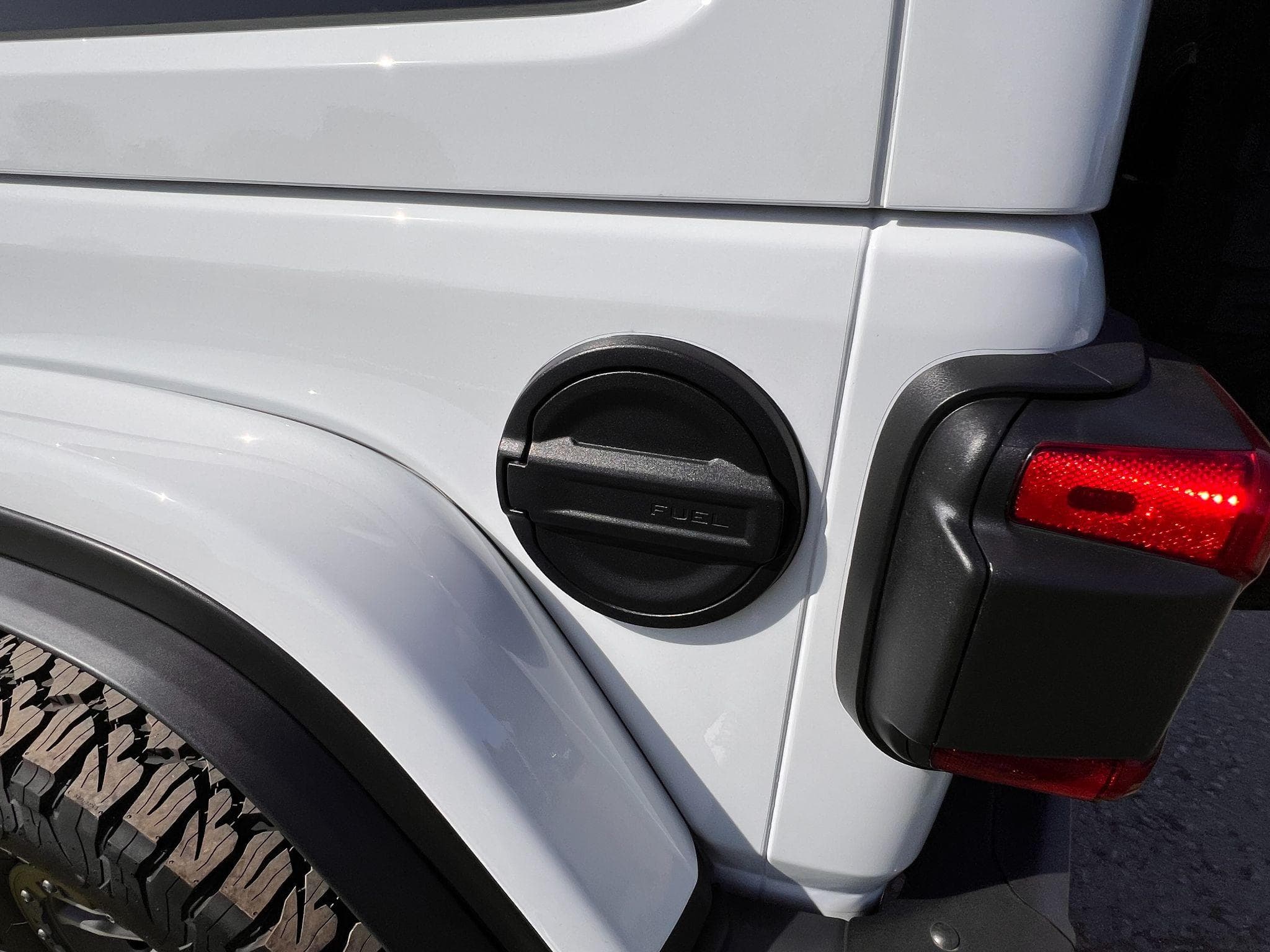 Jeep Wrangler - Image 22