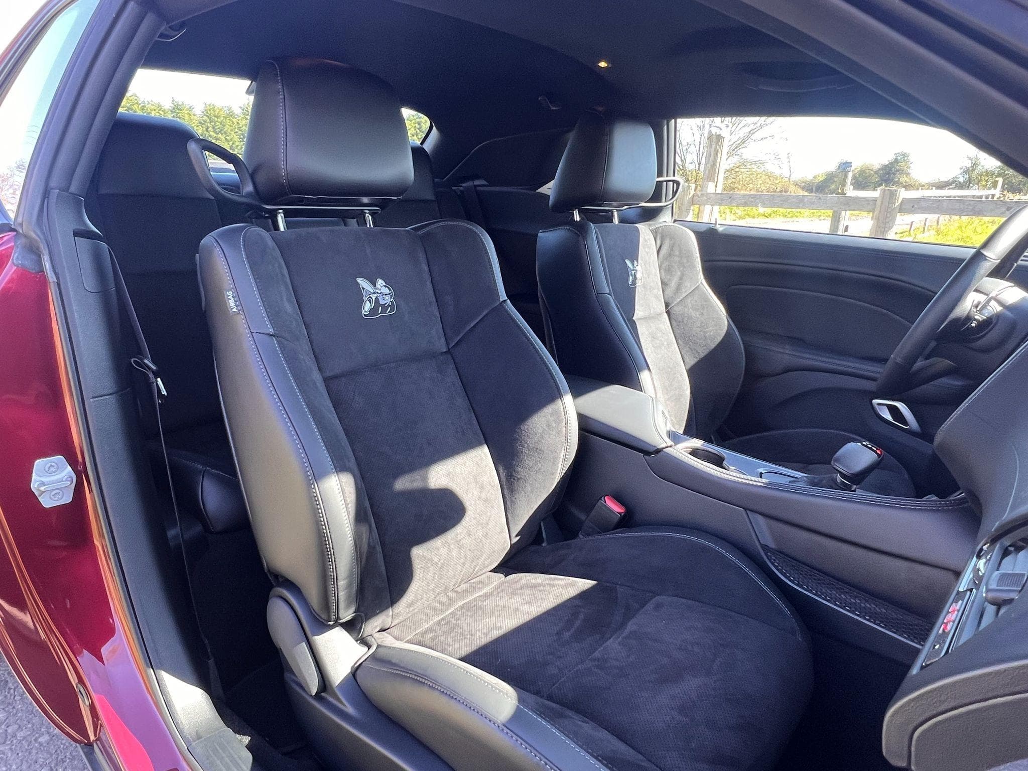 Dodge Challenger - Image 12