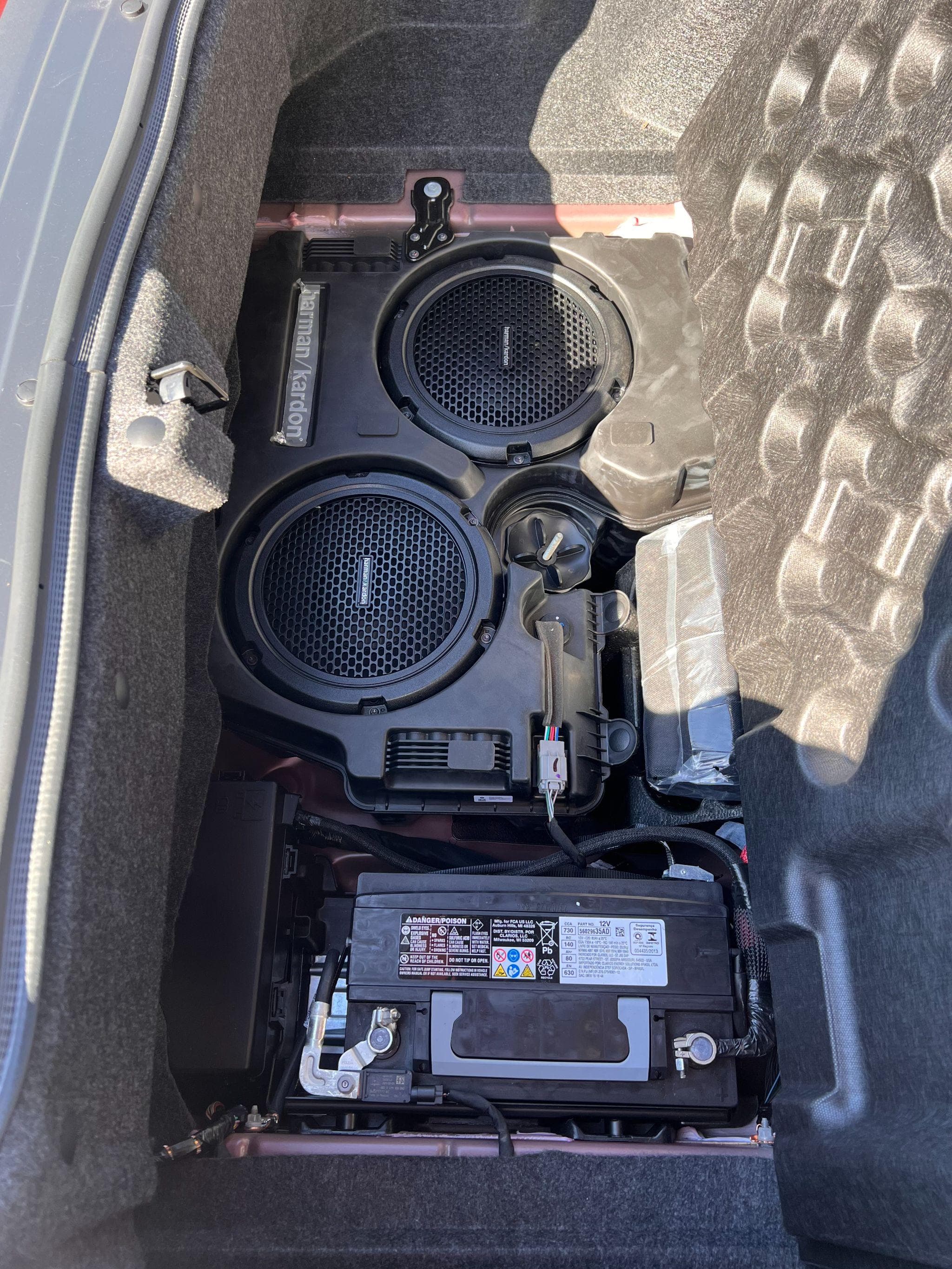 Dodge Challenger - Image 36