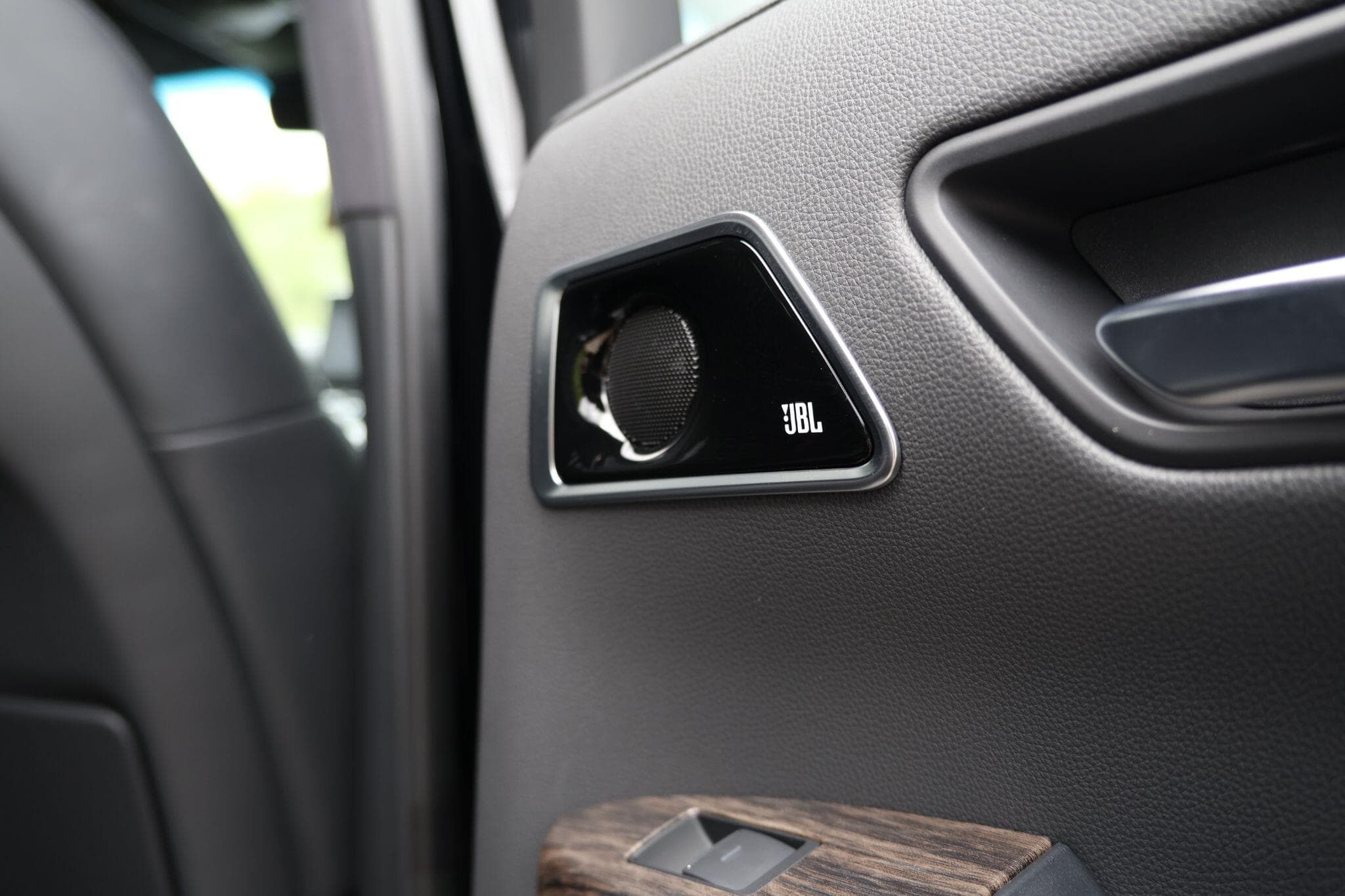 Toyota Land Cruiser - Image 37