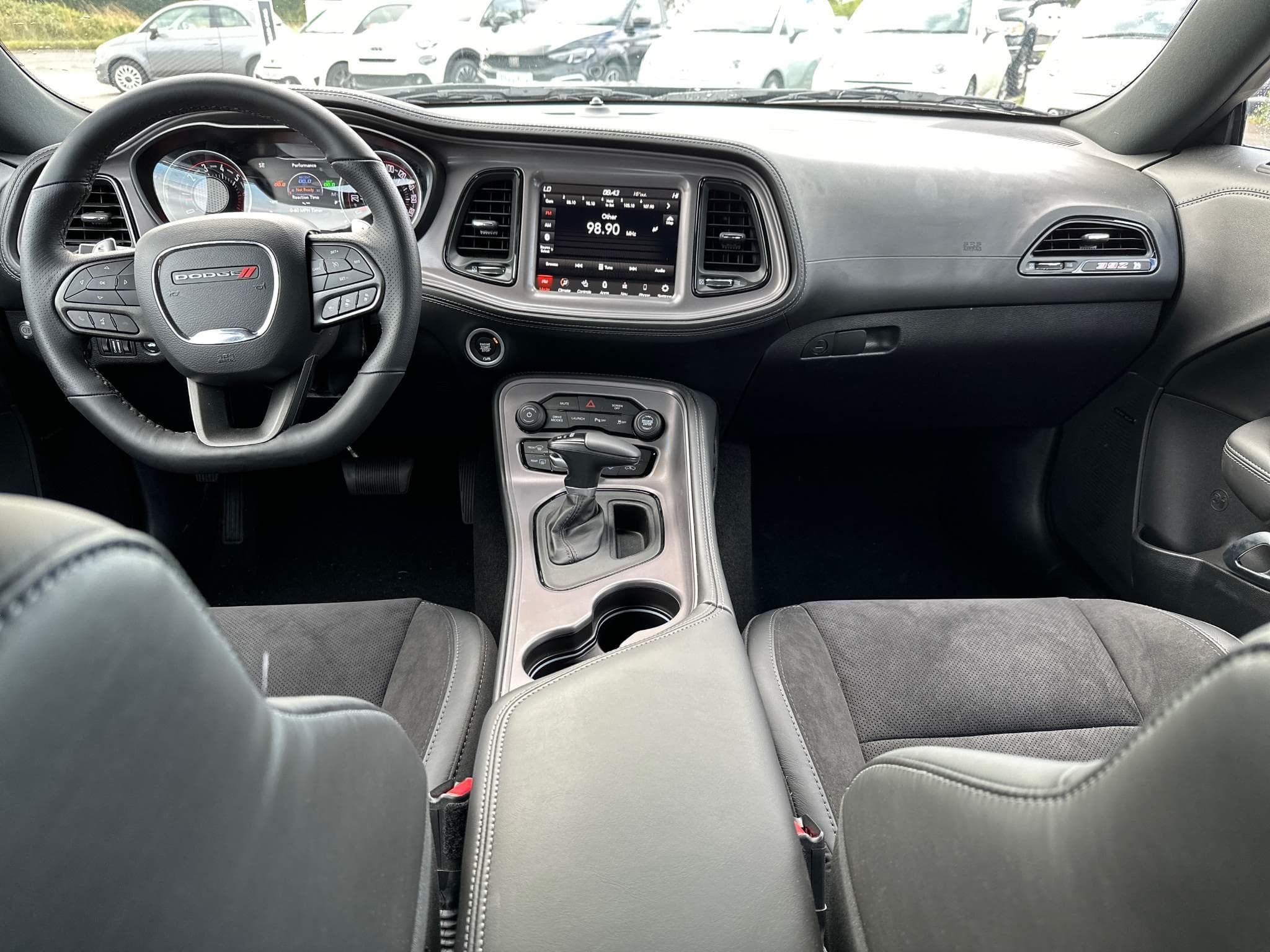 Dodge Challenger - Image 10