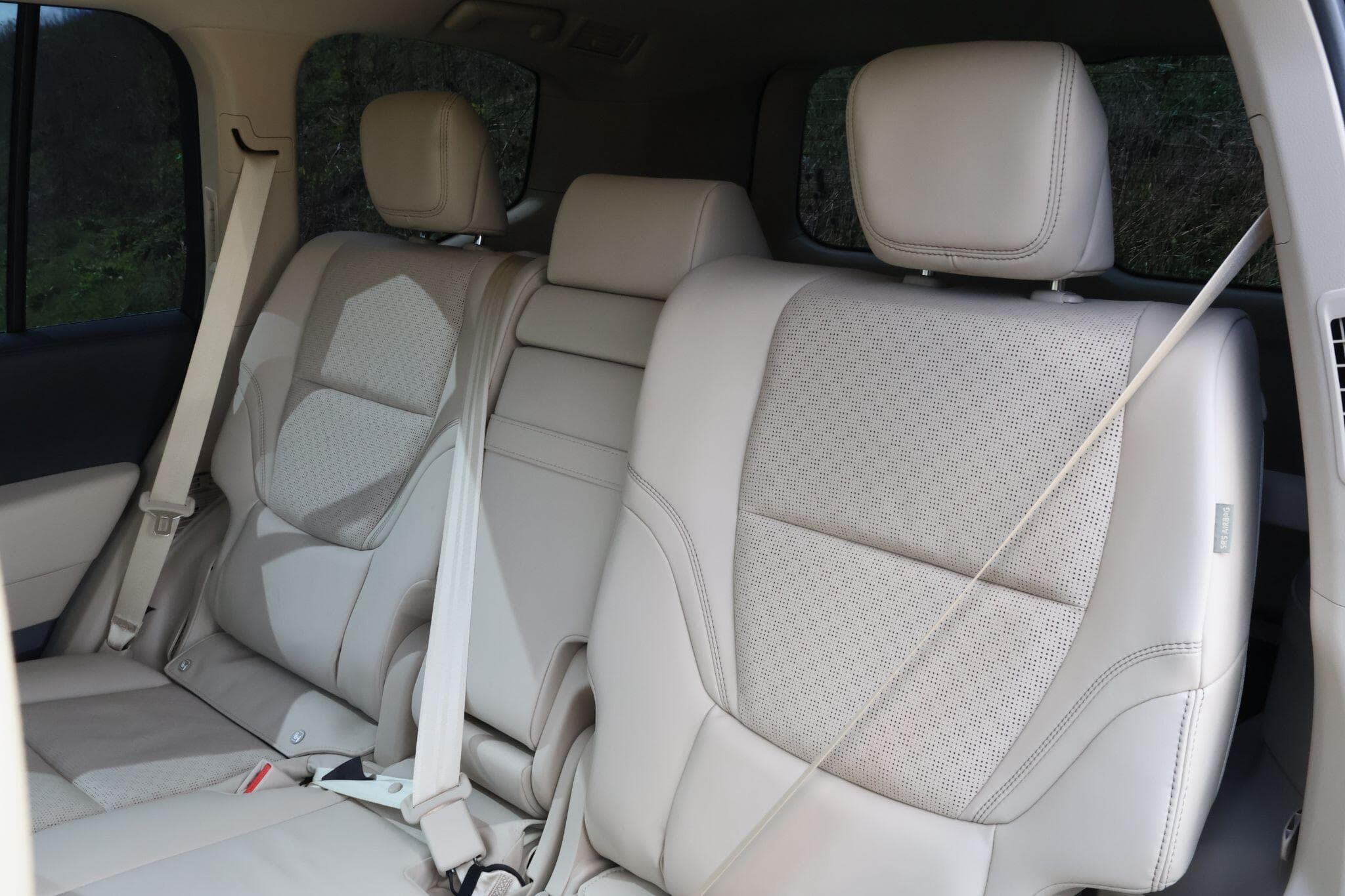 Toyota Land Cruiser - Image 21