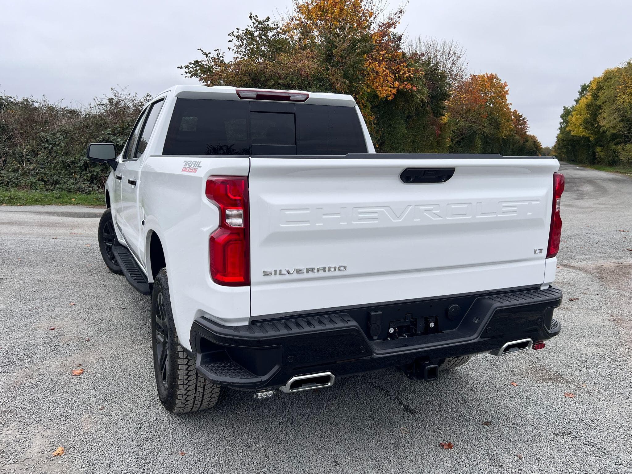 Chevrolet Silverado - Image 5