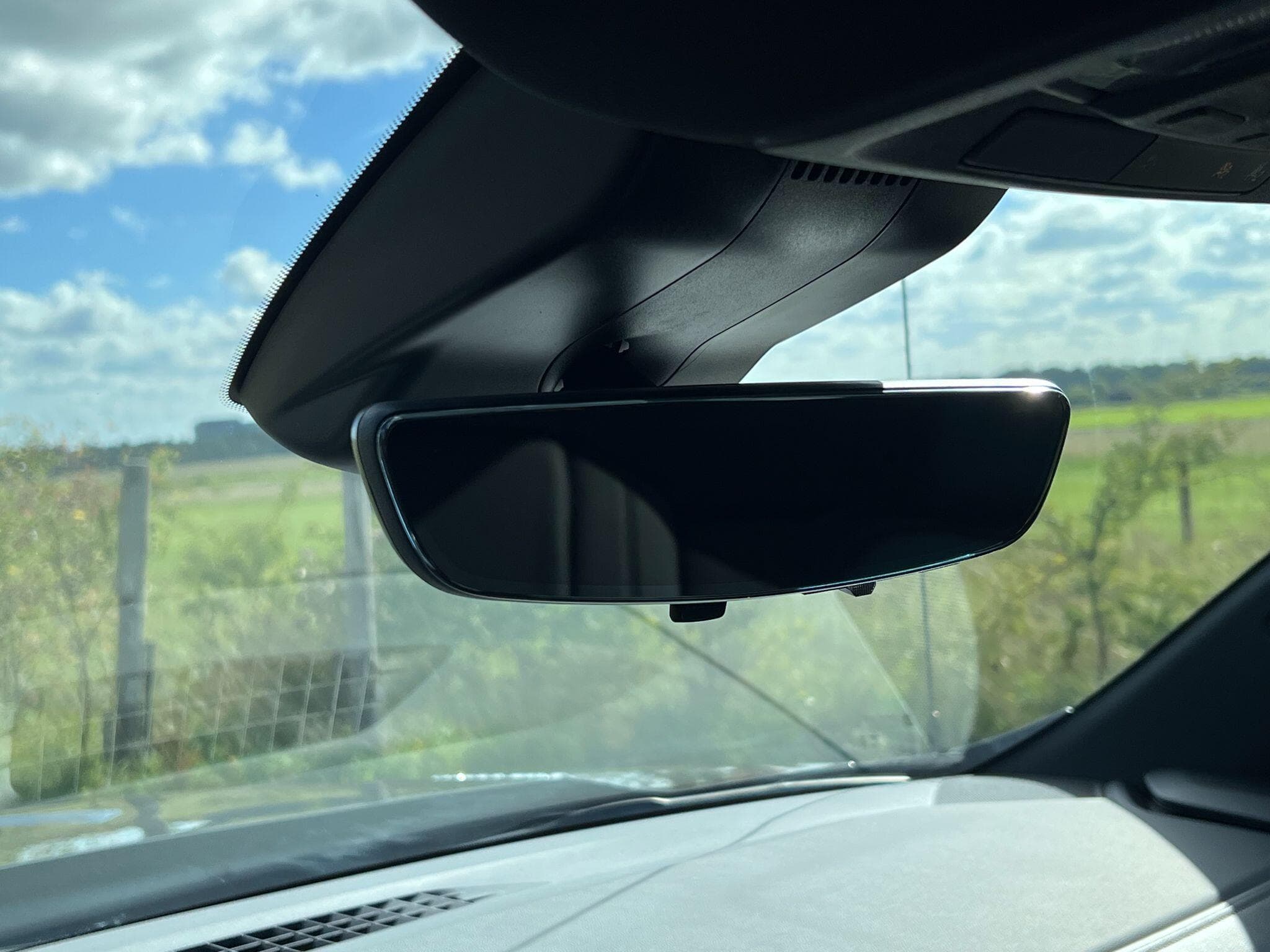 Chevrolet Silverado - Image 27