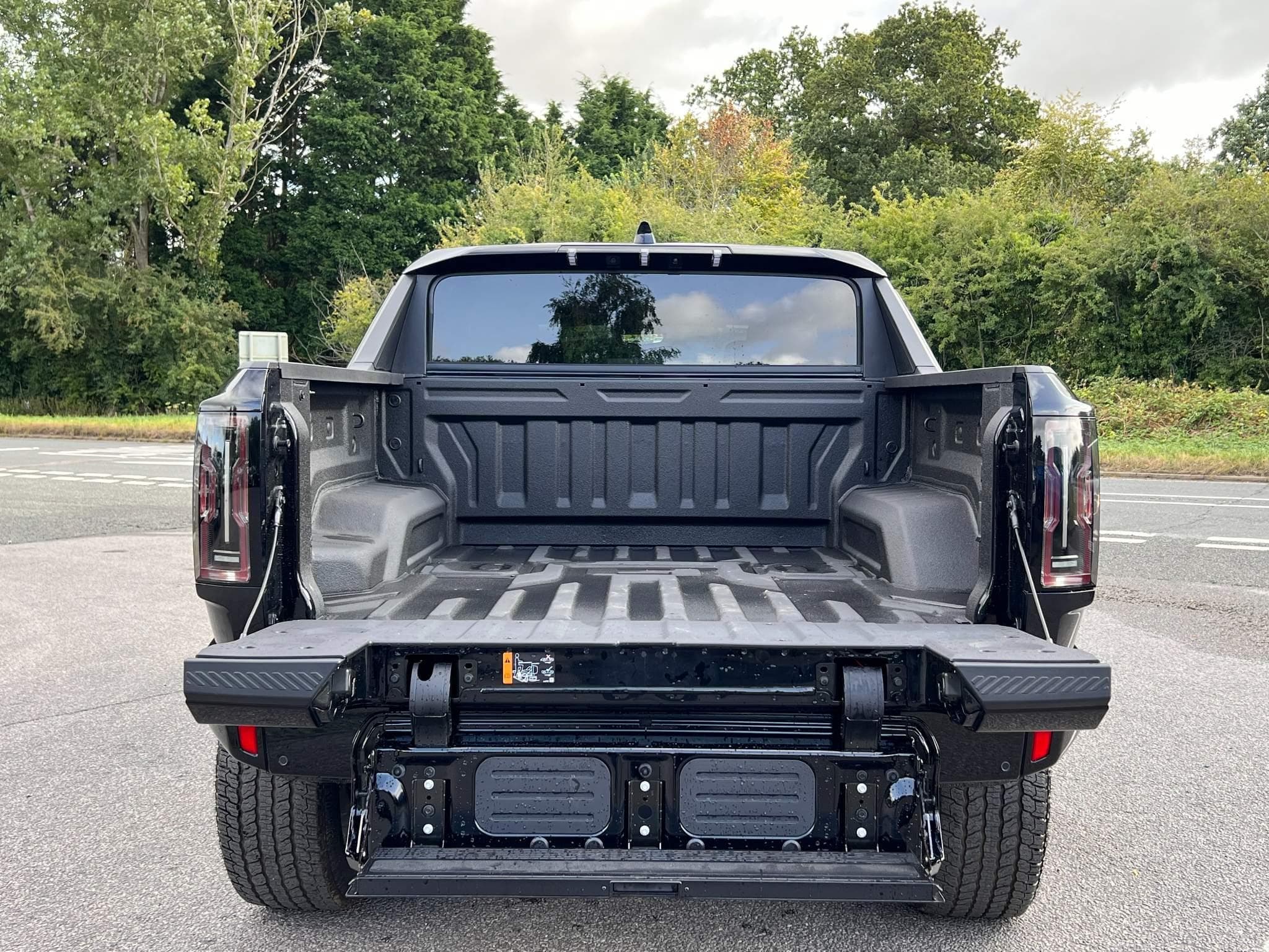 GMC Hummer 3X - Image 6