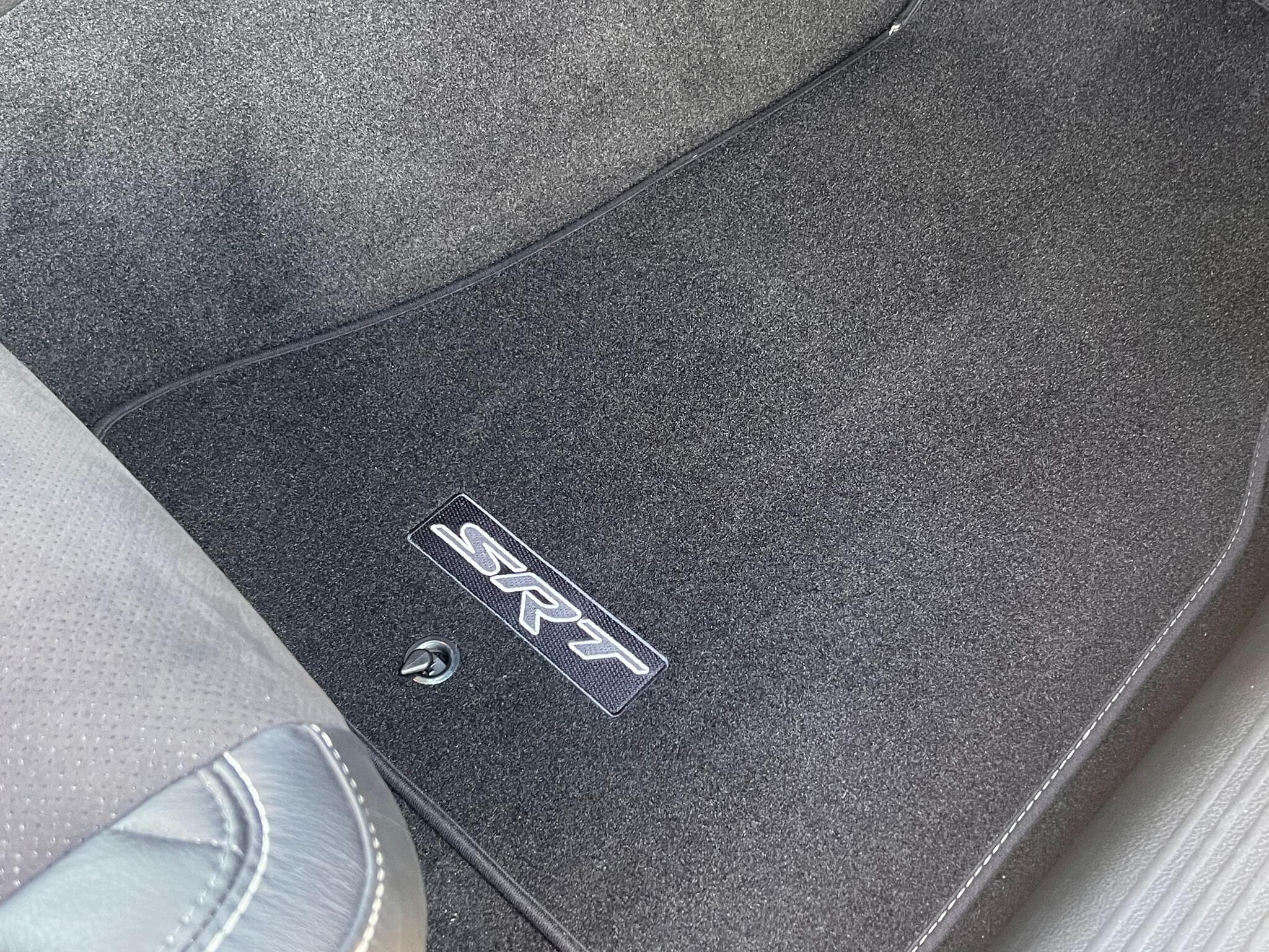 Dodge Challenger - Image 26