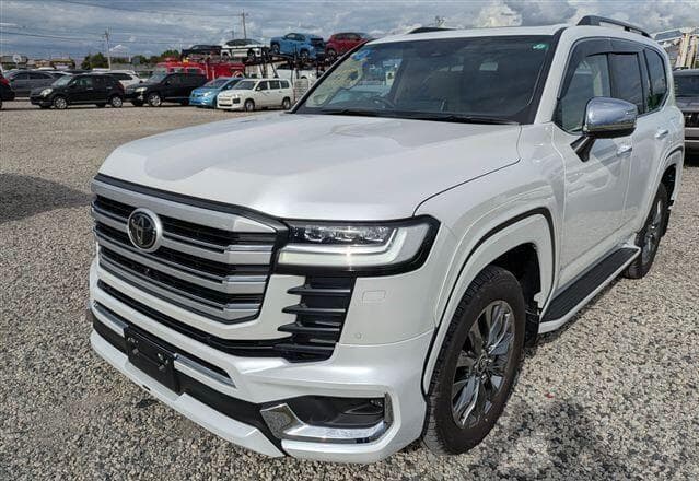 Toyota Land Cruiser - Thumbnail 3