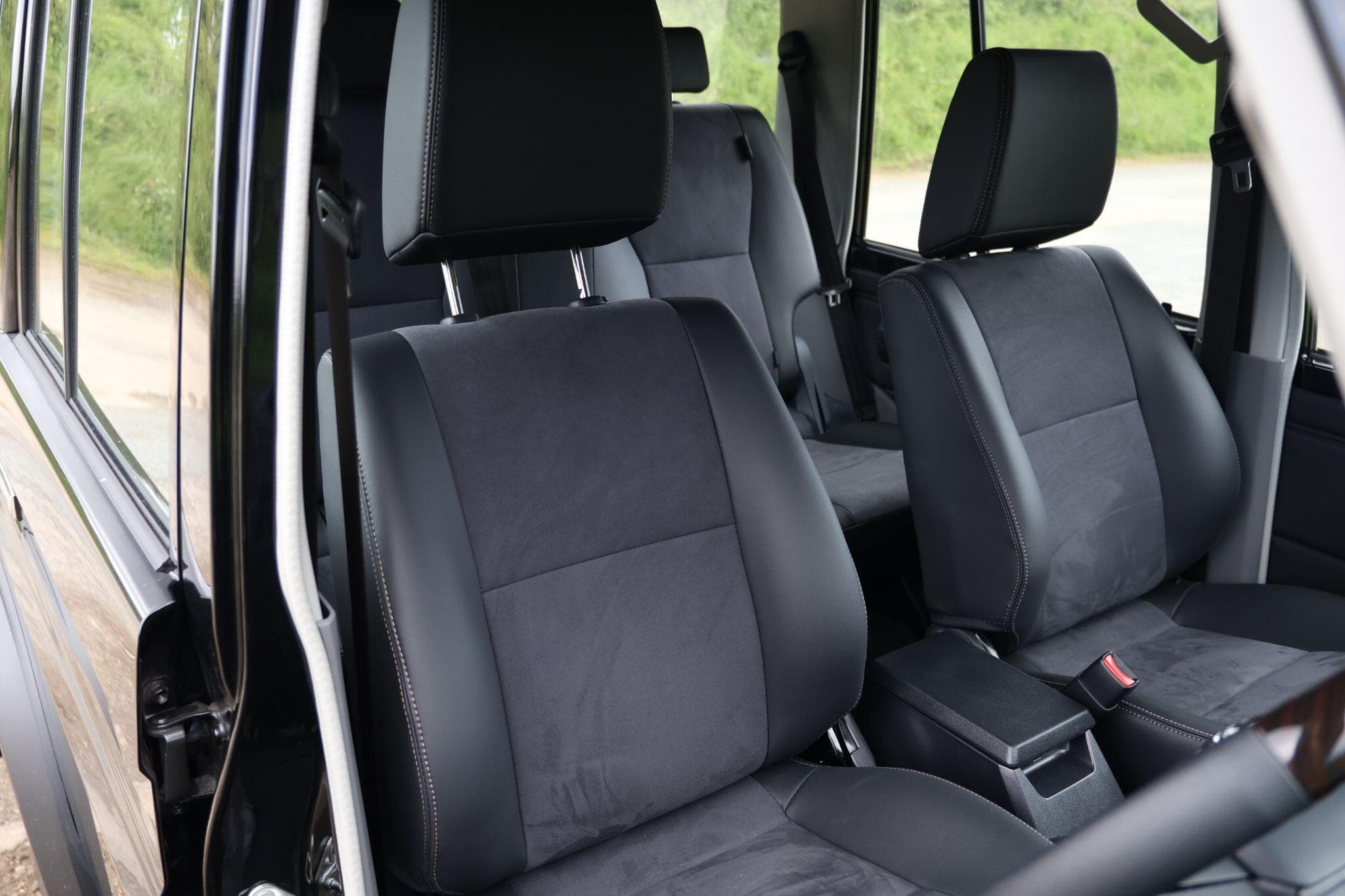 Toyota Land Cruiser - Image 52