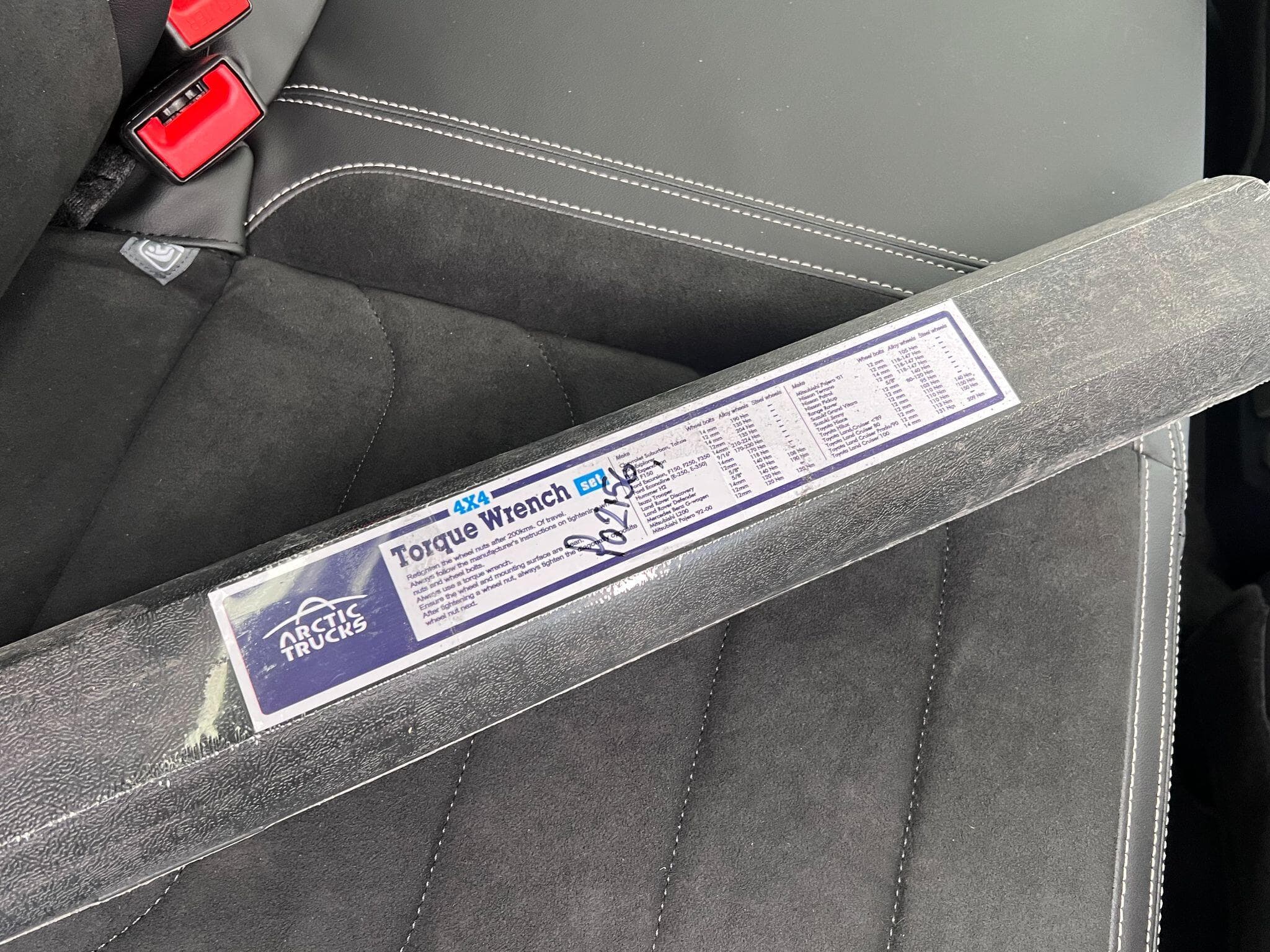 Volkswagen Amarok - Image 25