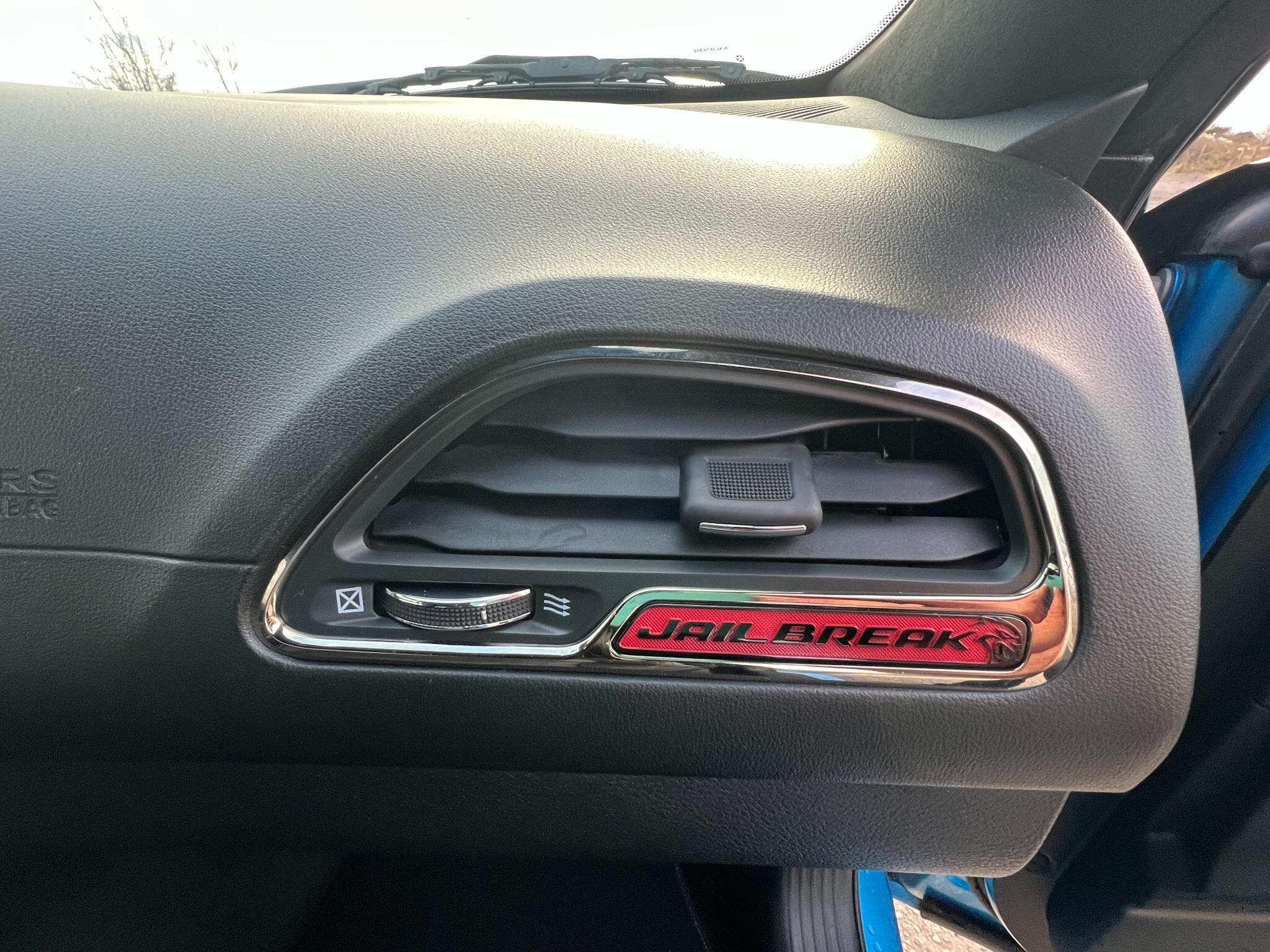 Dodge Challenger - Image 26