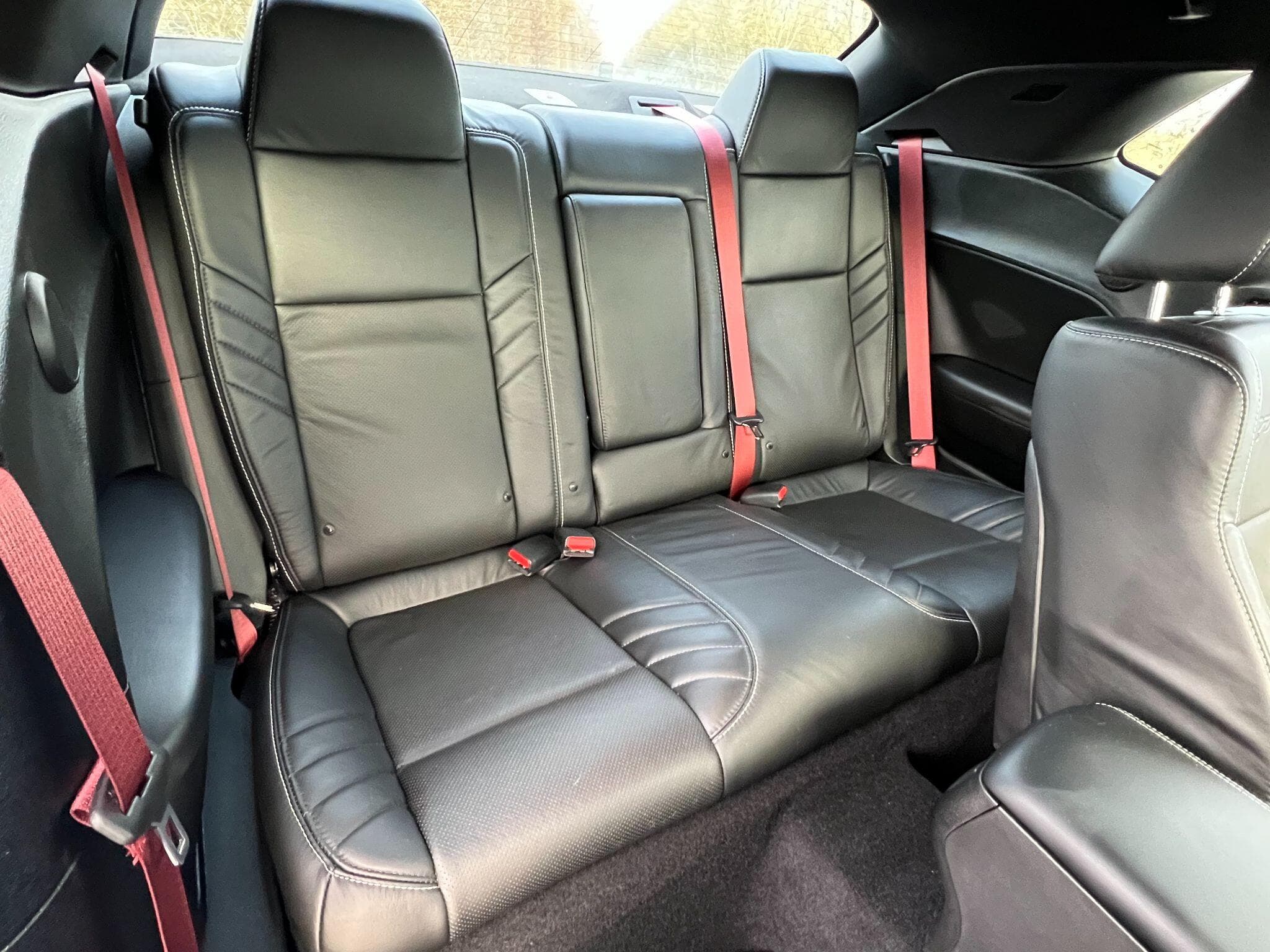 Dodge Challenger - Image 10