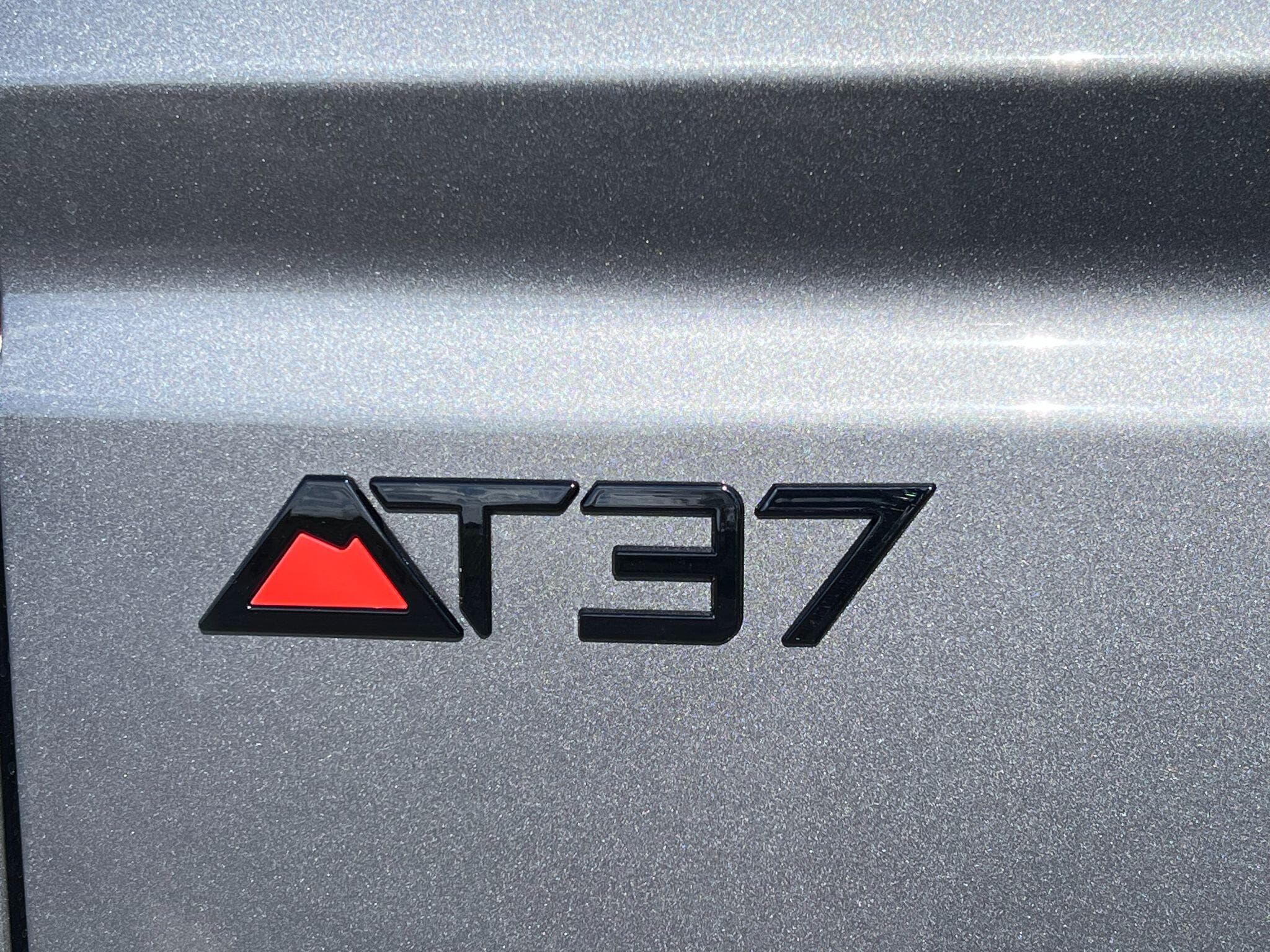 Volkswagen Amarok - Image 28