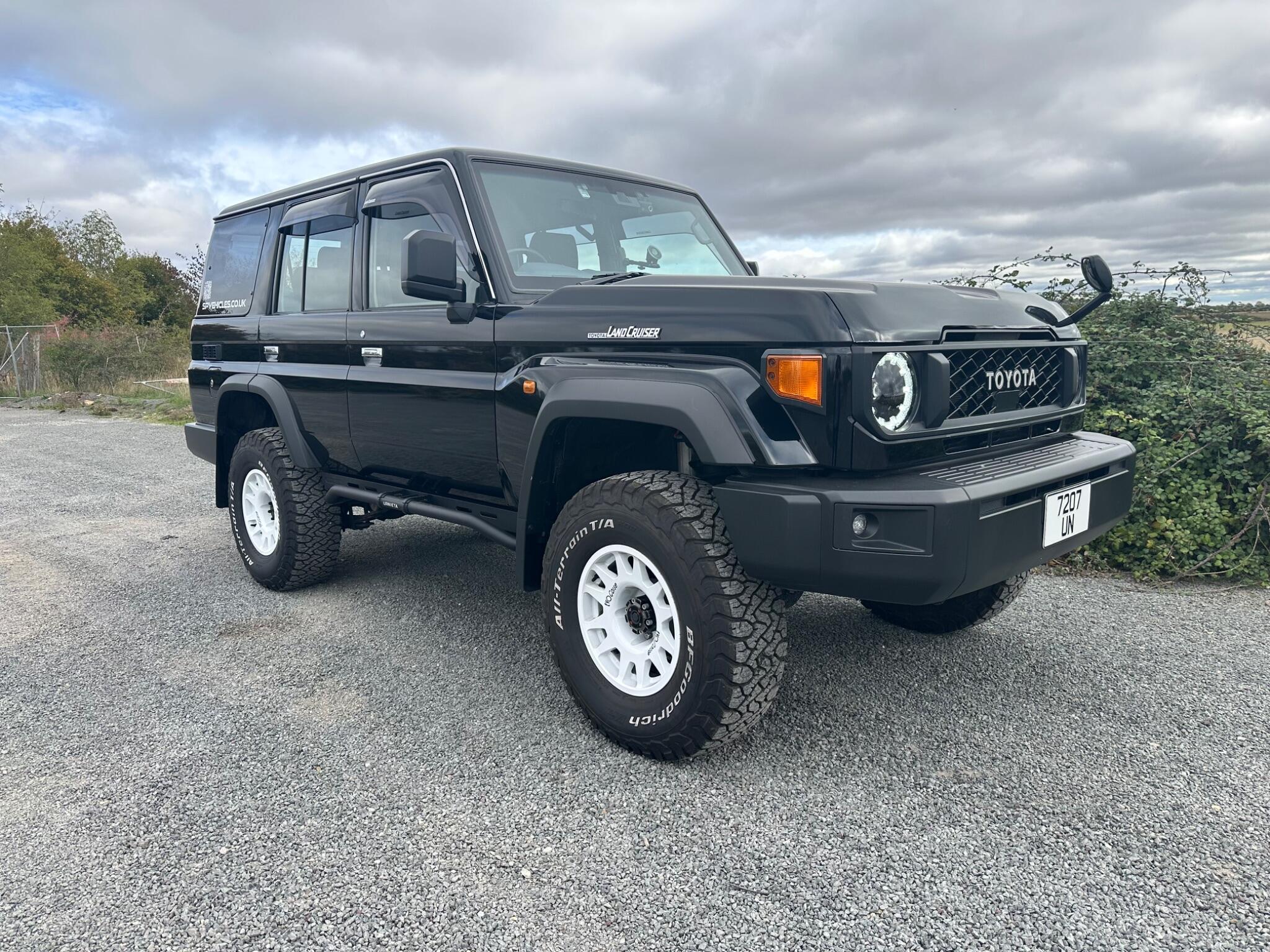 Toyota Land Cruiser