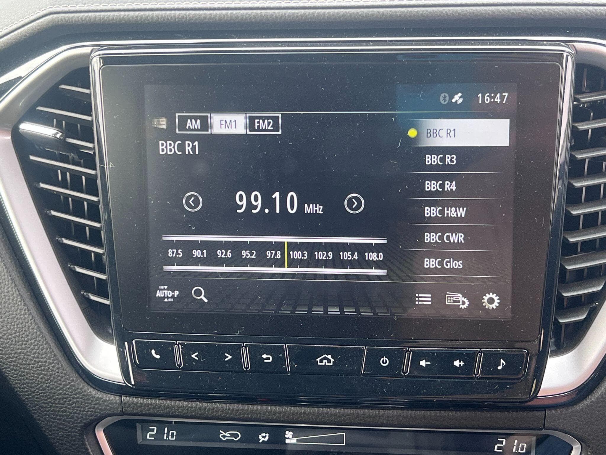 Isuzu D-Max - Image 16