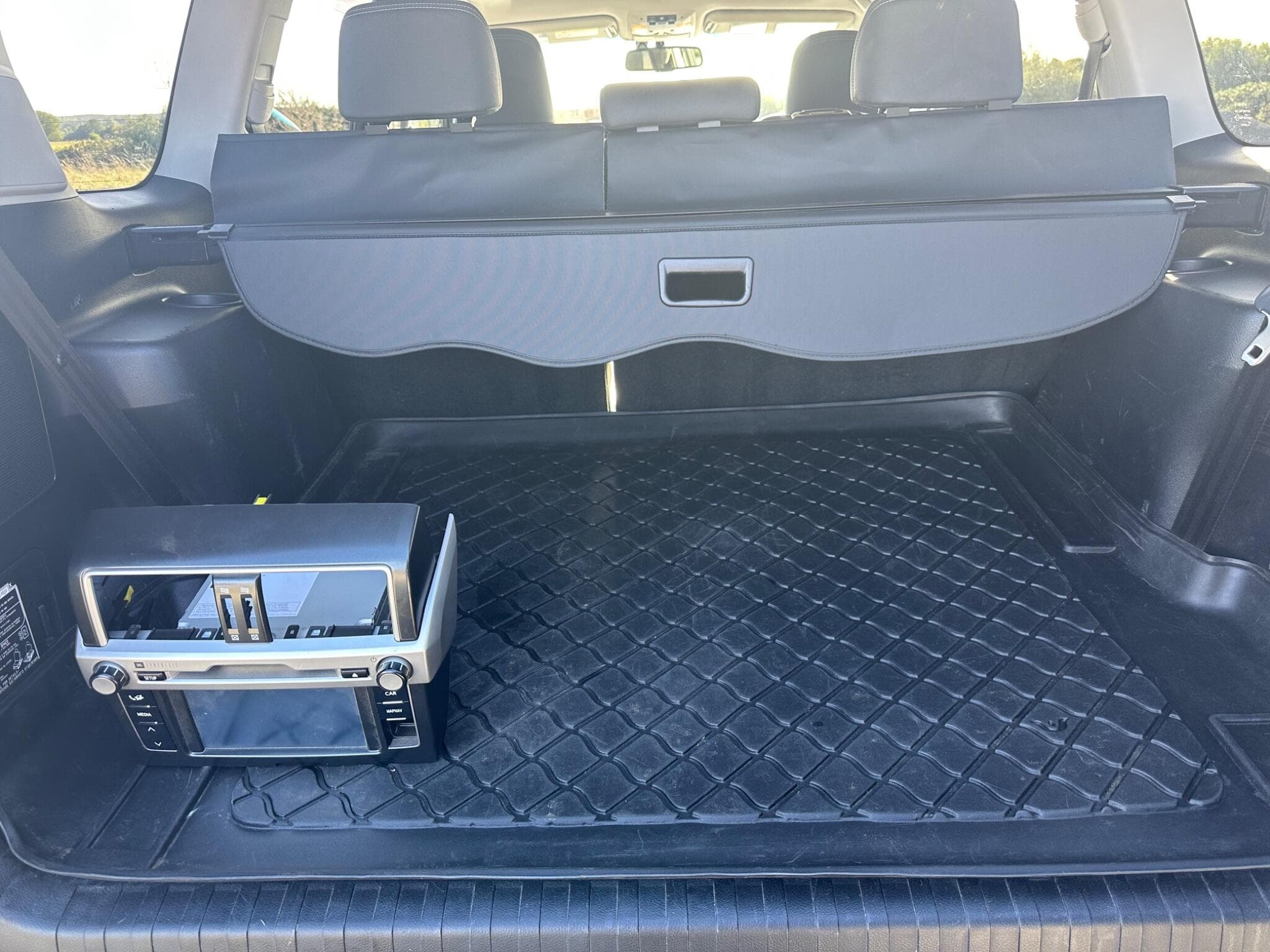 Toyota Land Cruiser - Image 14