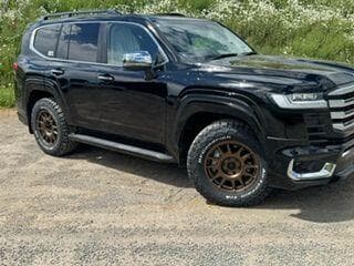 Toyota Land Cruiser - Image 3